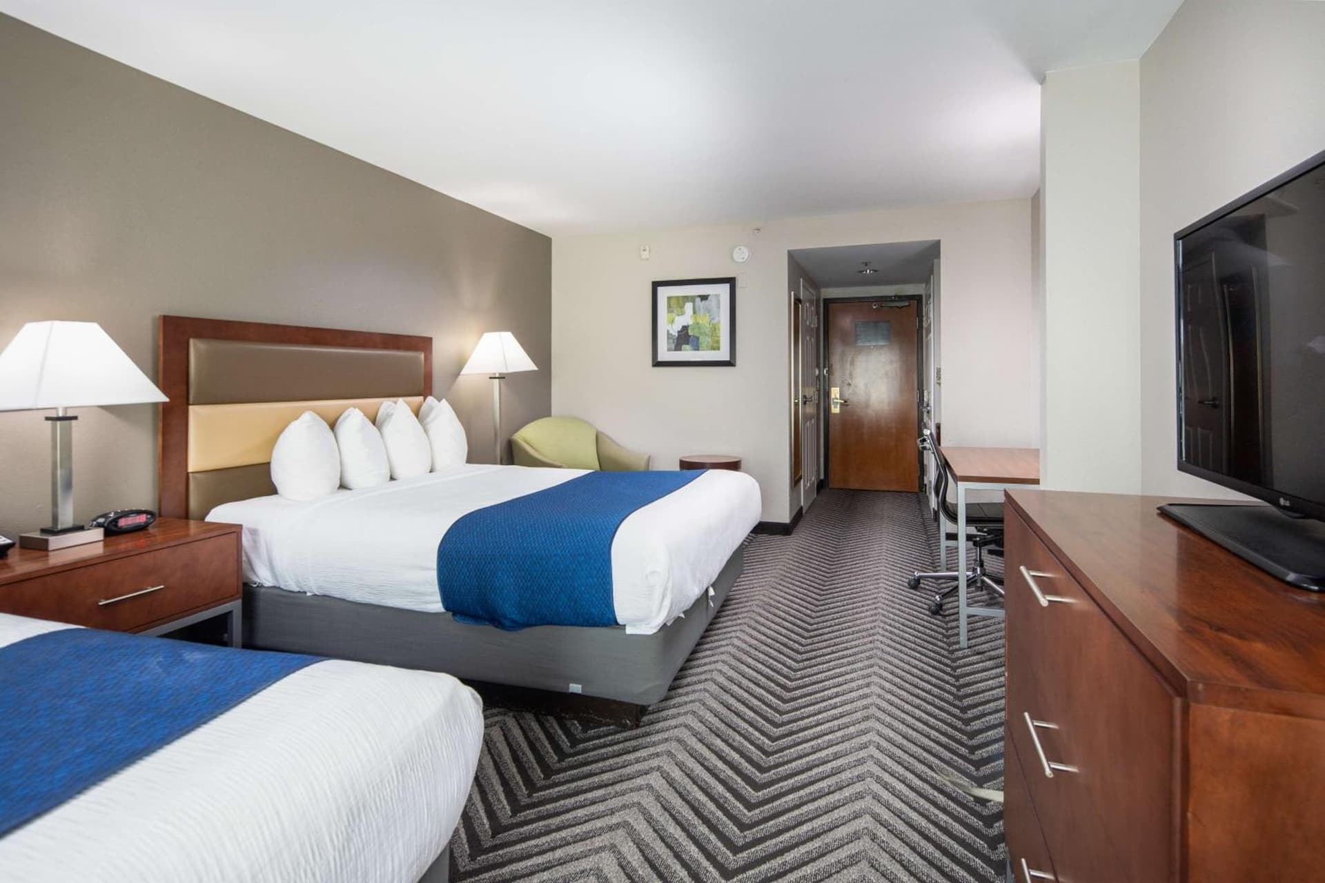 Best Western Inn & Suites San Mateo - San Francisco Airport gallery photo in San Mateo, CA — image 11