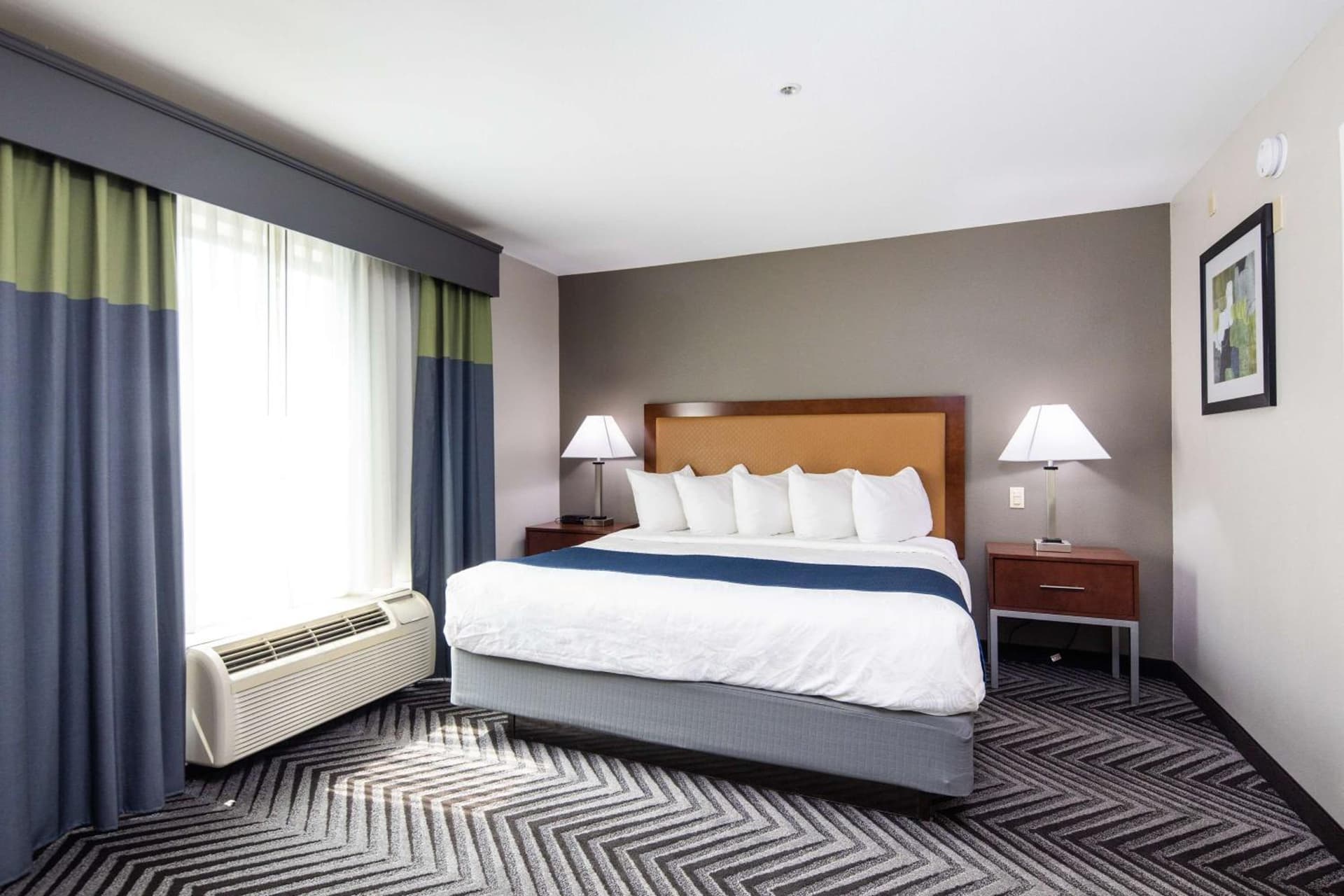 Best Western Inn & Suites San Mateo - San Francisco Airport property views in San Mateo, CA — gallery photo 3