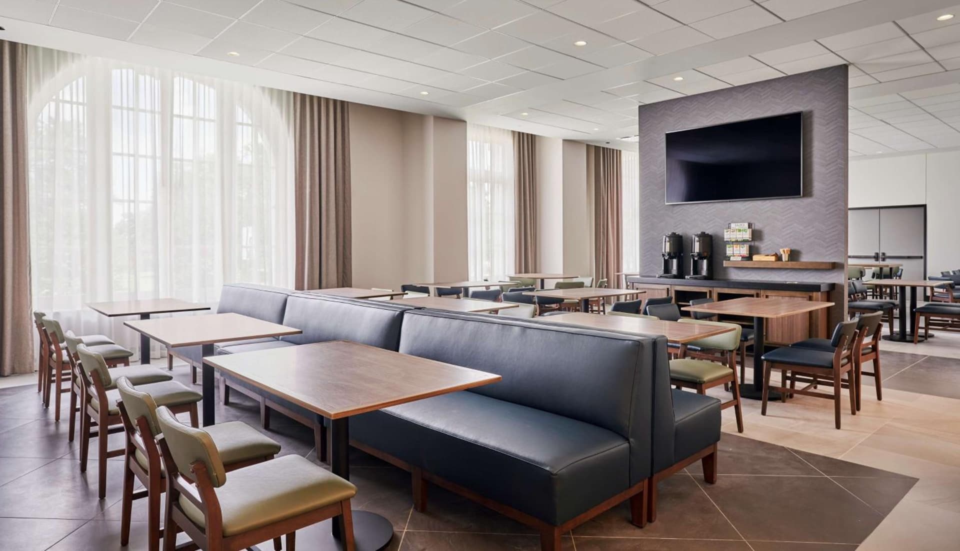 Hyatt House Chicago Medical/University District gallery photo in Chicago, IL — image 21
