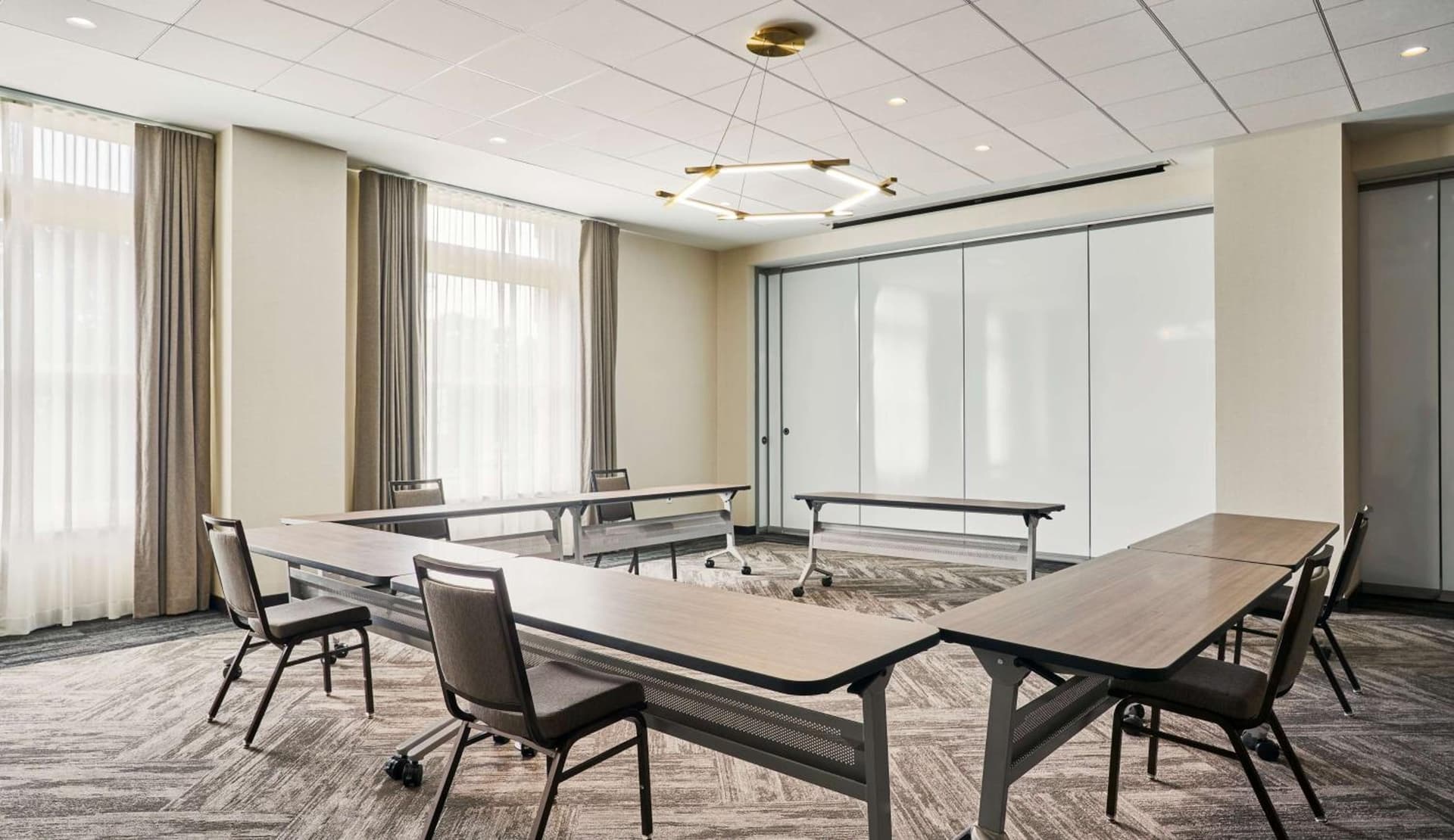 Hyatt House Chicago Medical/University District gallery photo in Chicago, IL — image 9