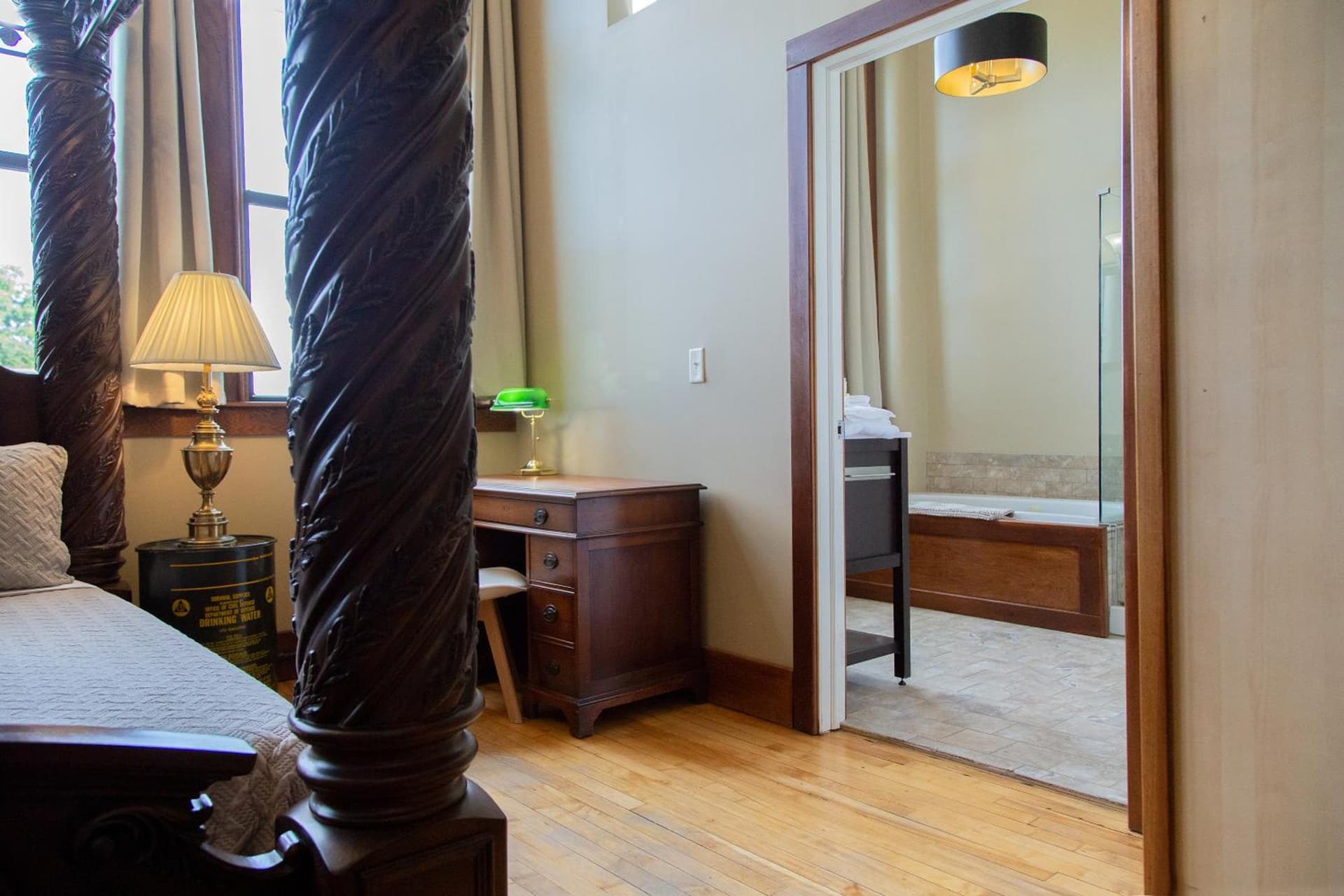 School 31 Lofts gallery photo in Rochester, NY — image 99
