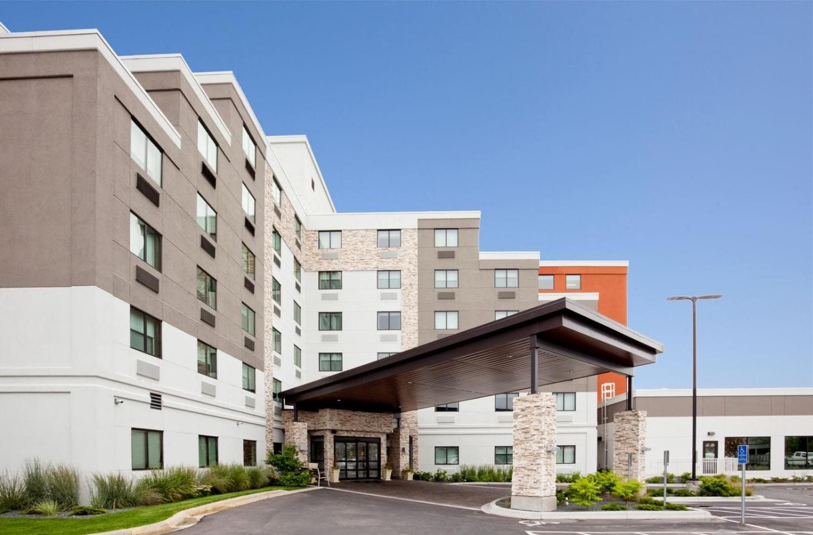Holiday Inn Express Roseville-St. Paul by IHG interior in Roseville, MN — gallery photo 2