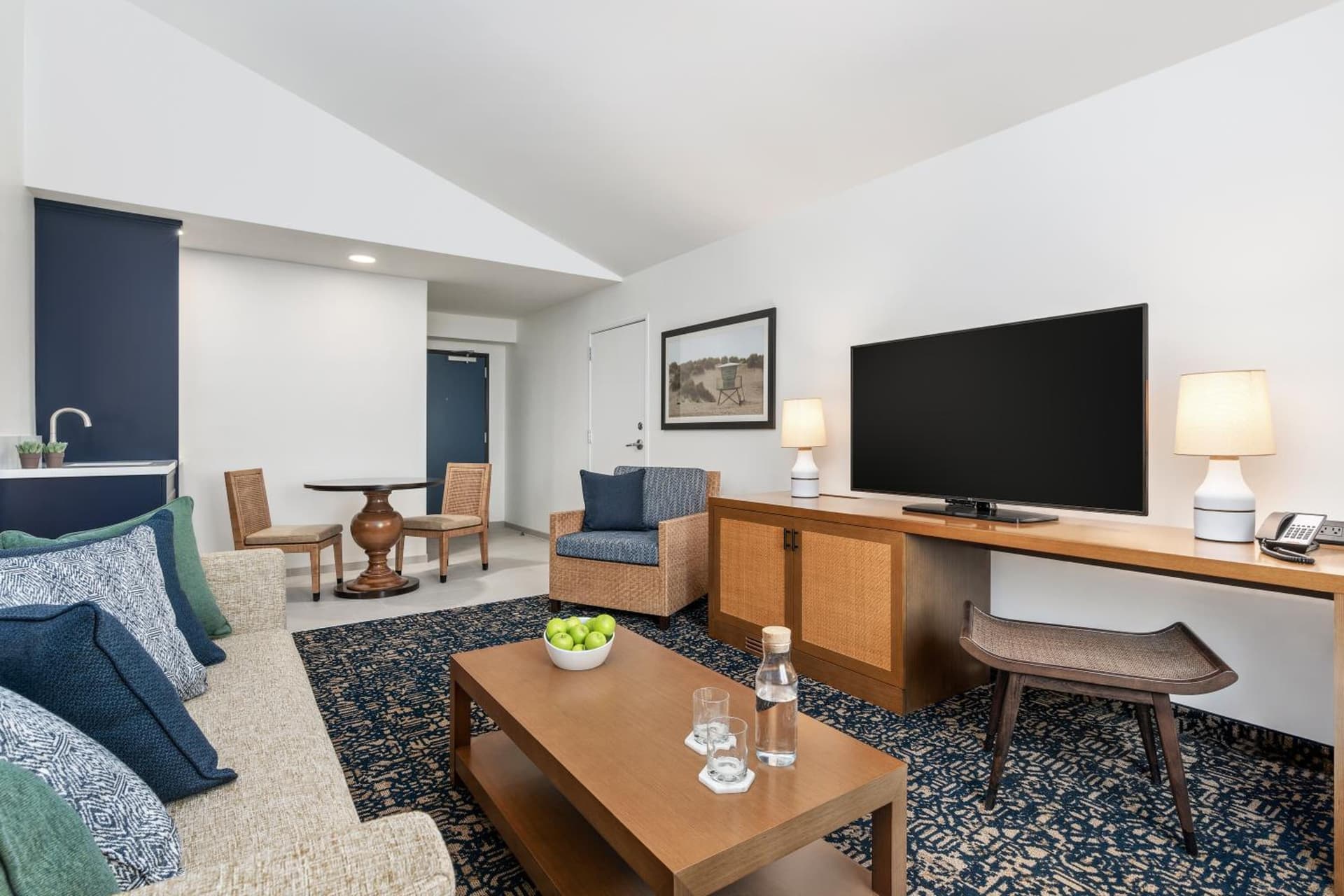 Mason Beach Inn gallery photo in Santa Barbara, CA — image 12
