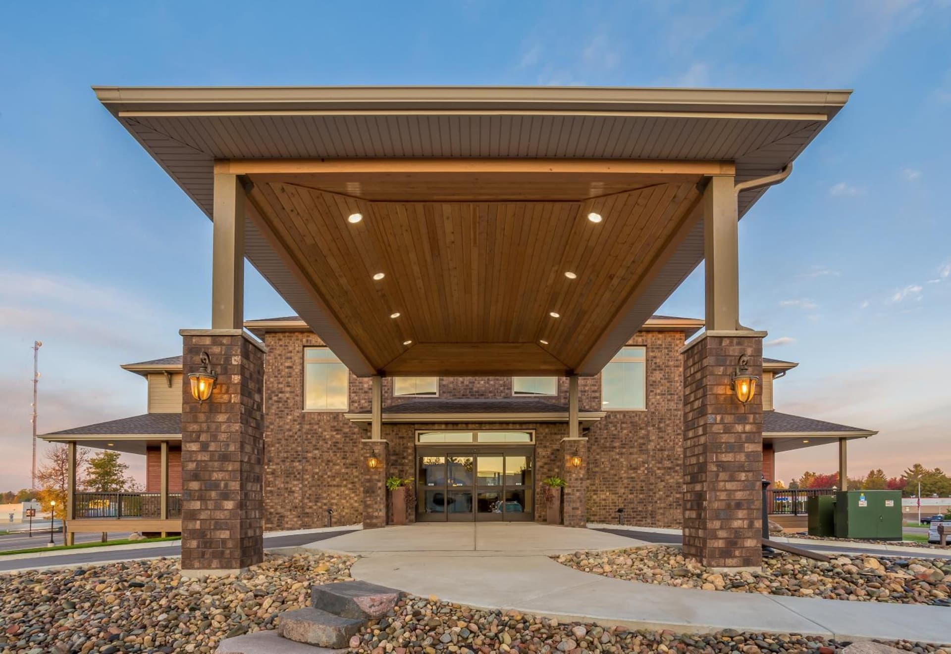 Timberlake Hotel interior in Staples, MN — gallery photo 2