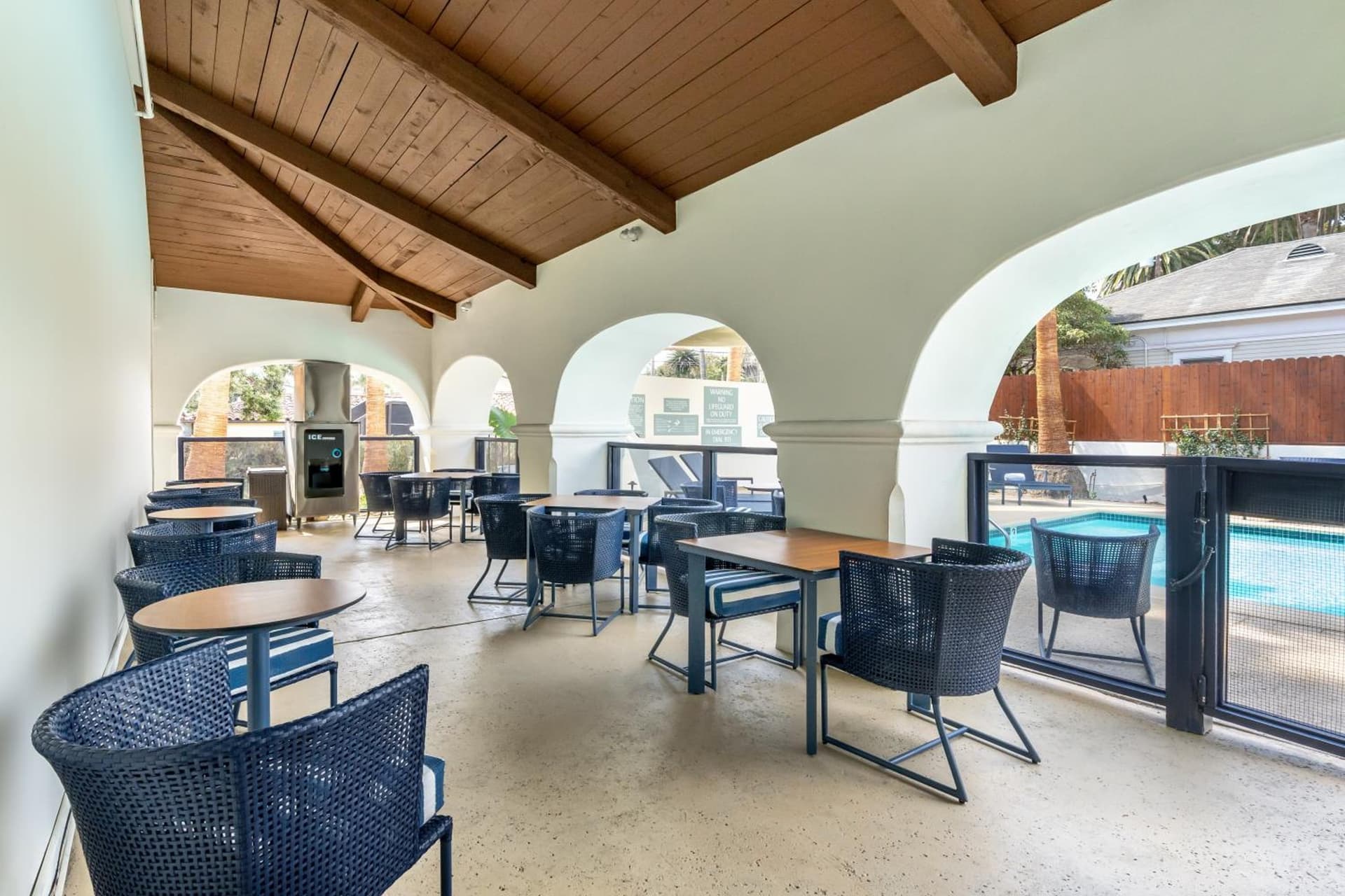 Mason Beach Inn gallery photo in Santa Barbara, CA — image 19