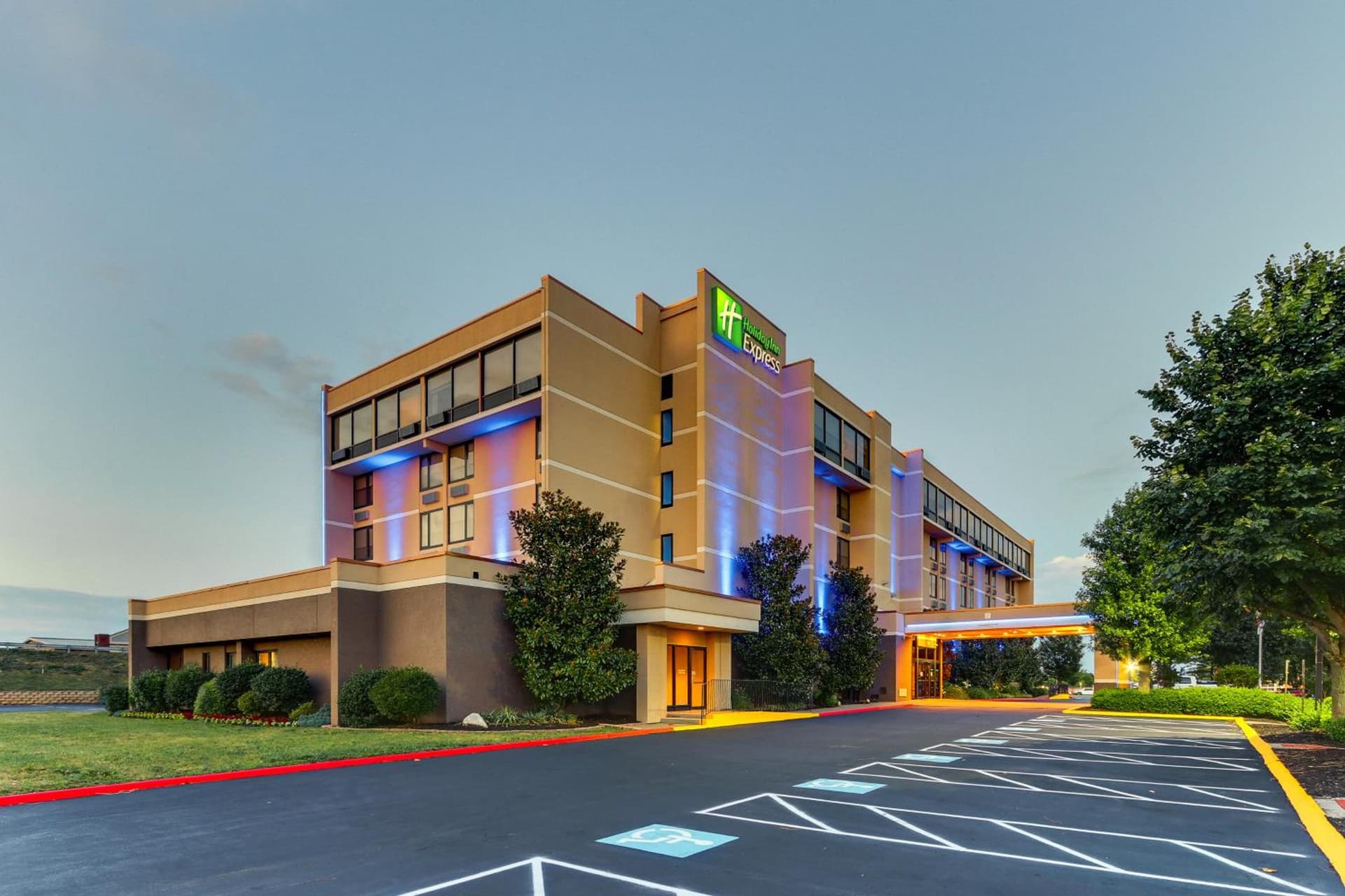 Holiday Inn Express Aberdeen-Chesapeake House by IHG featured exterior or lobby in Aberdeen, MD — similar hotel
