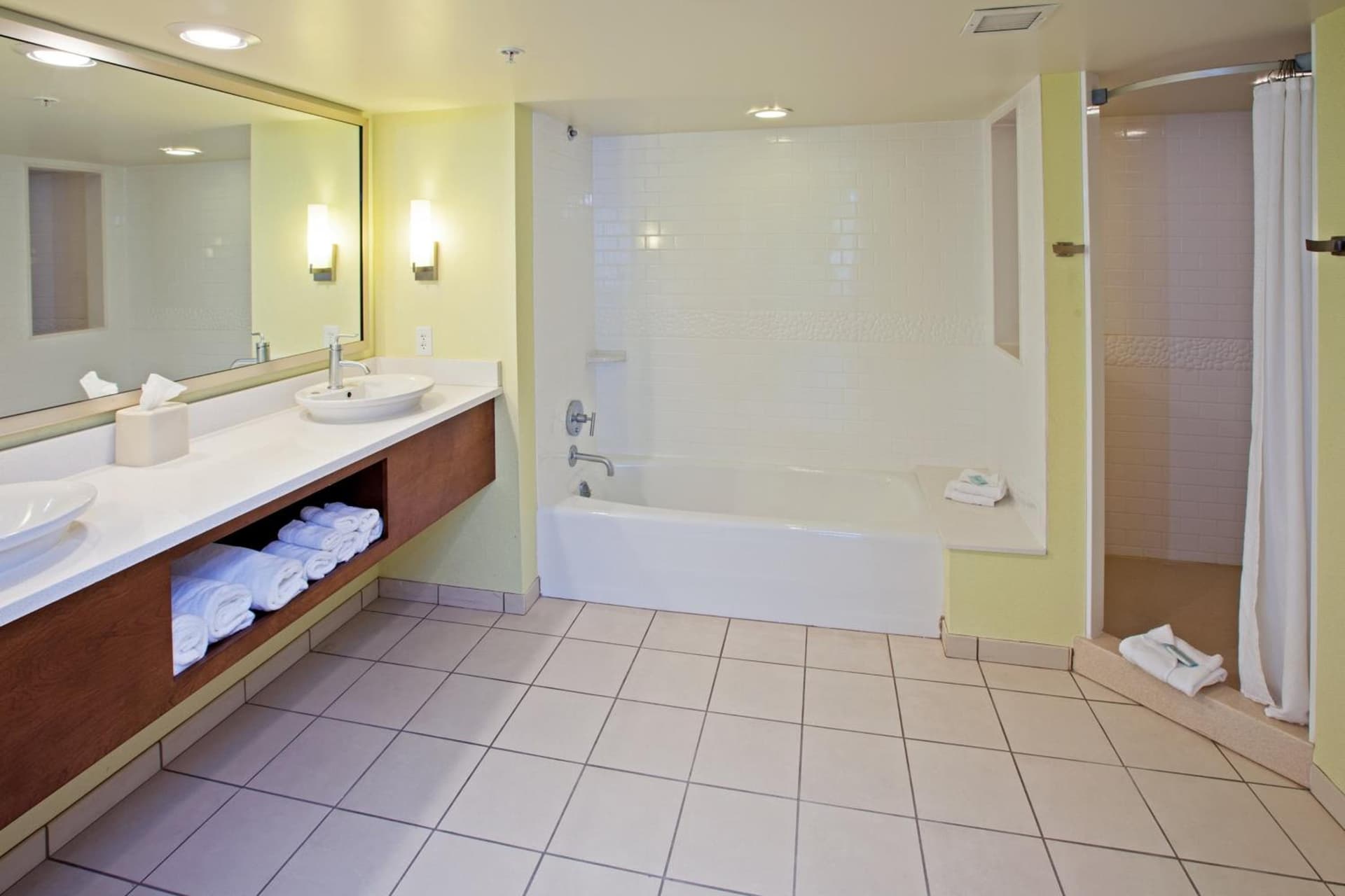 Holiday Inn Express Indianapolis - Fishers by IHG gallery photo in Fishers, IN — image 29