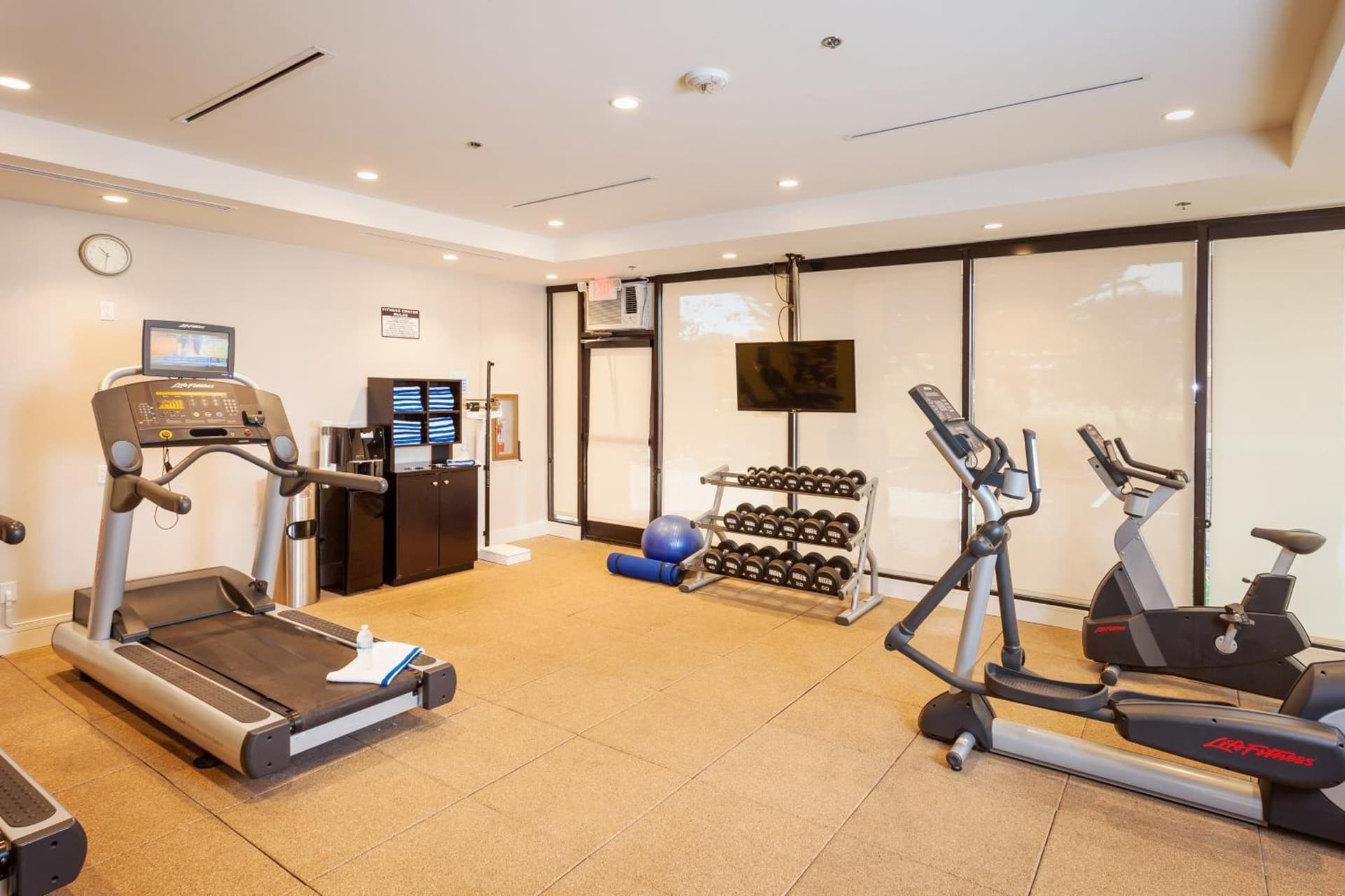 Holiday Inn Express at Monterey Bay by IHG gallery photo in Seaside, CA — image 16