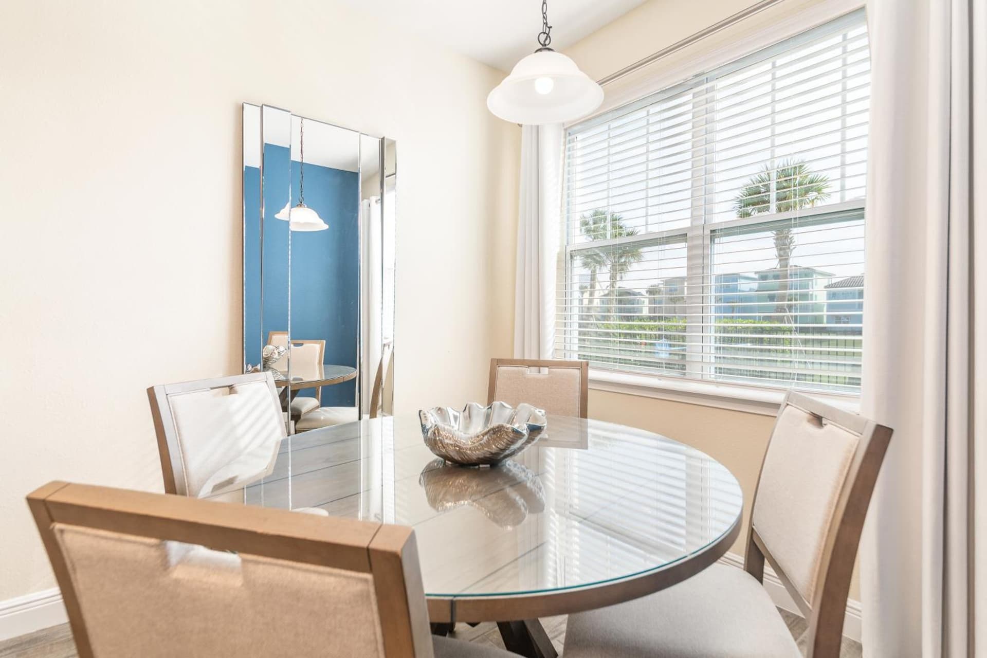 Margaritaville Resort Orlando with H2O Waterpark gallery photo in Orlando, FL — image 96