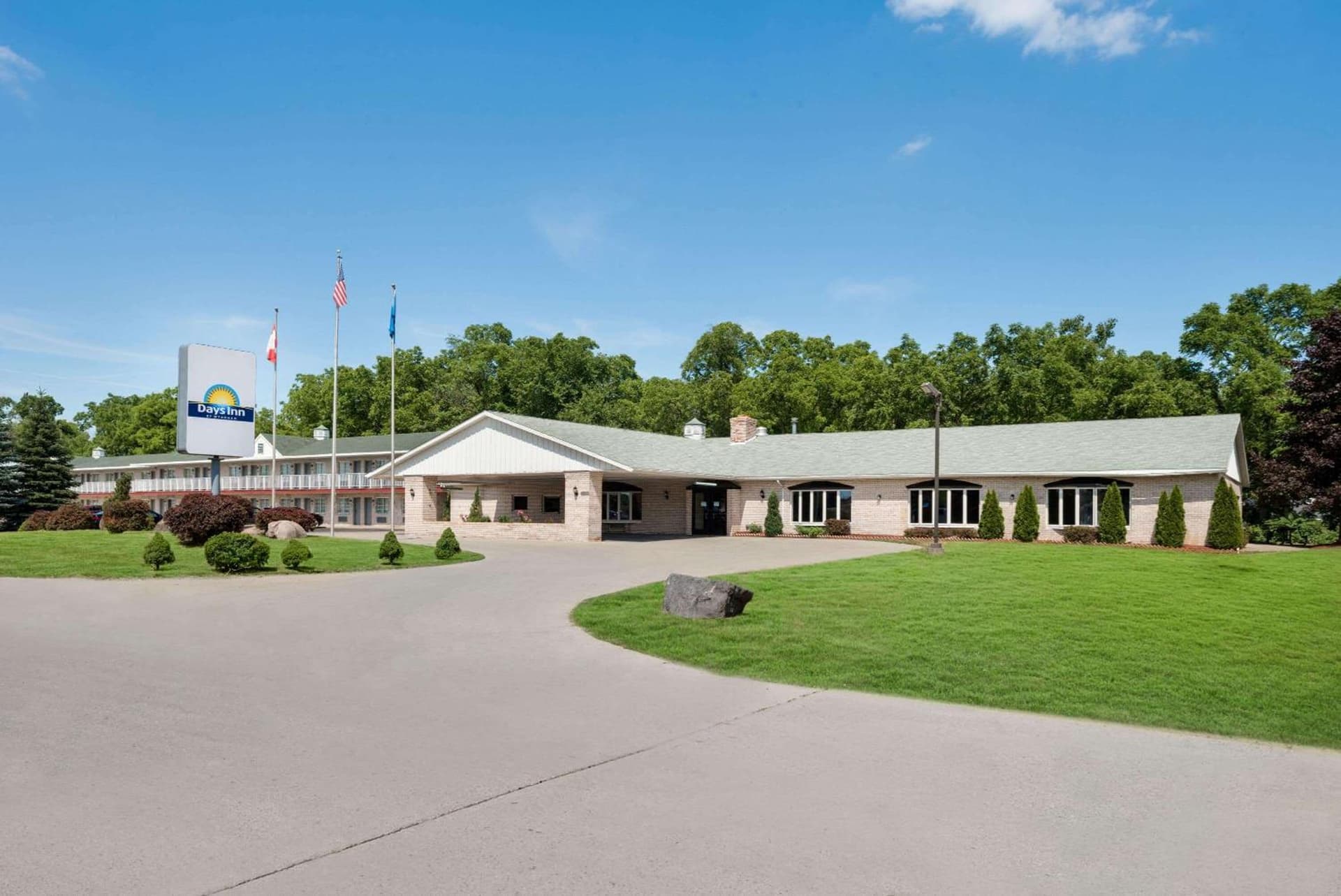 Days Inn by Wyndham Whitmore Lake Near Ann Arbor And Brighton featured exterior or lobby in Whitmore Lake, MI — similar hotel
