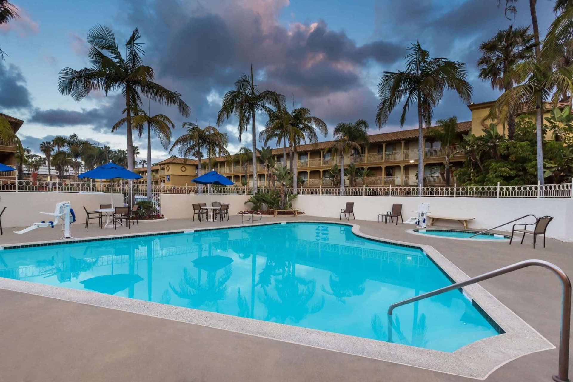 Wyndham Garden San Diego near SeaWorld gallery photo in San Diego, CA — image 5