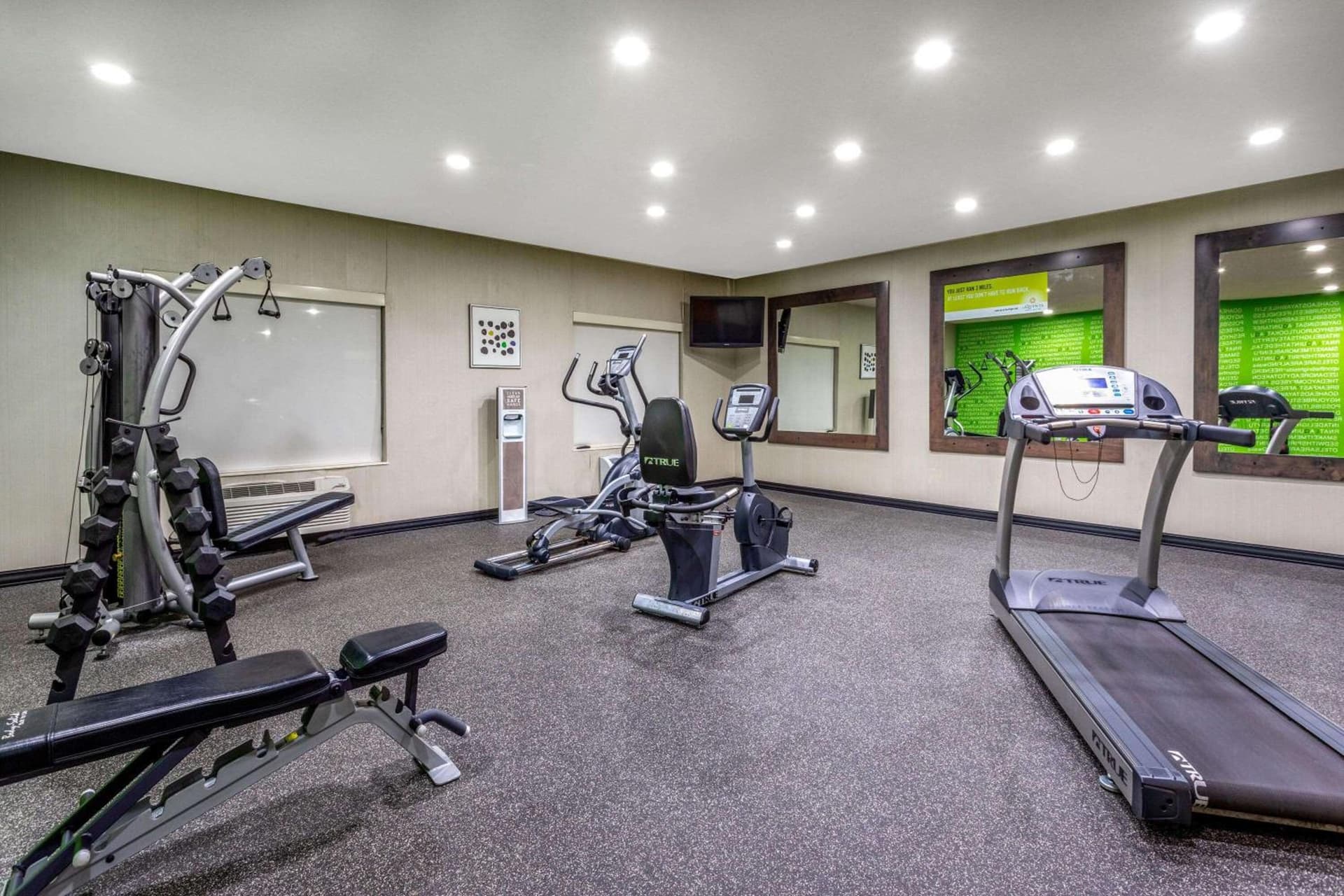 La Quinta by Wyndham Hopkinsville gallery photo in Hopkinsville, KY — image 36