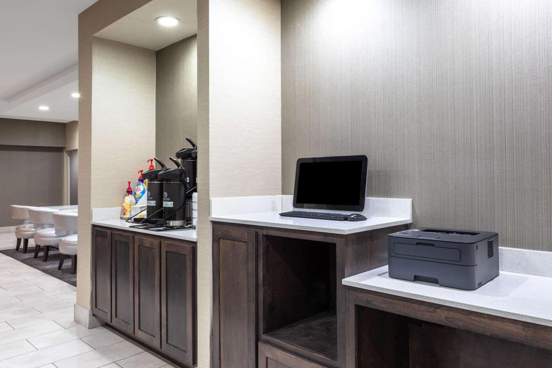 La Quinta by Wyndham Hopkinsville gallery photo in Hopkinsville, KY — image 40