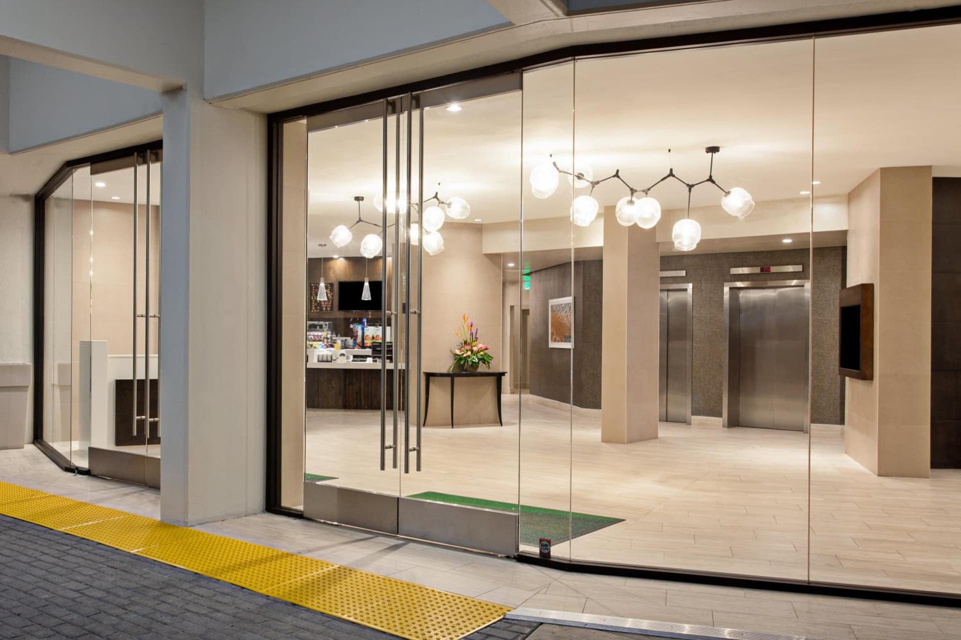 Holiday Inn Long Beach - Airport by IHG gallery photo in Long Beach, CA — image 21