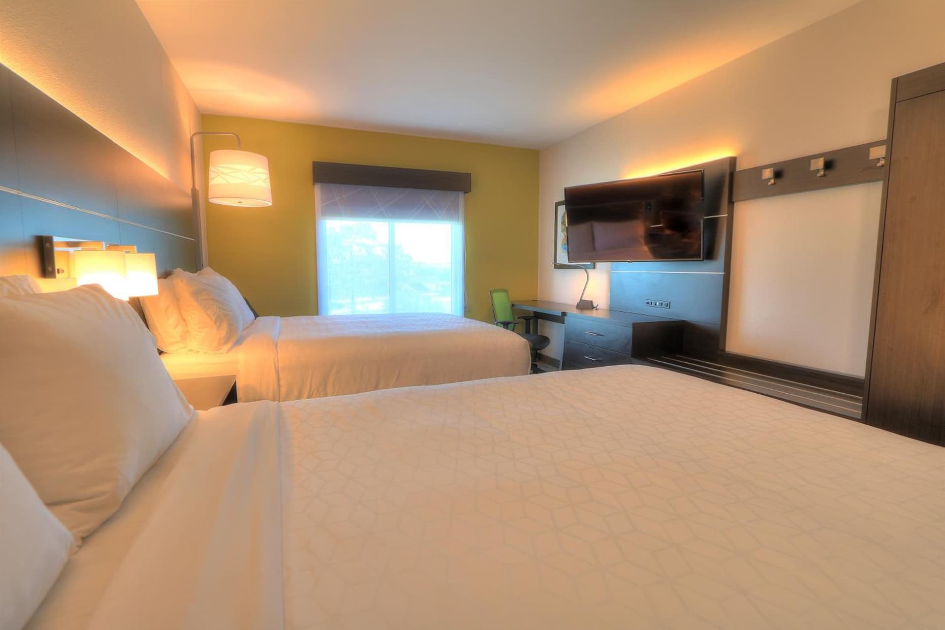 Holiday Inn Express Hotel & Suites Mobile Saraland by IHG gallery photo in Saraland, AL — image 47