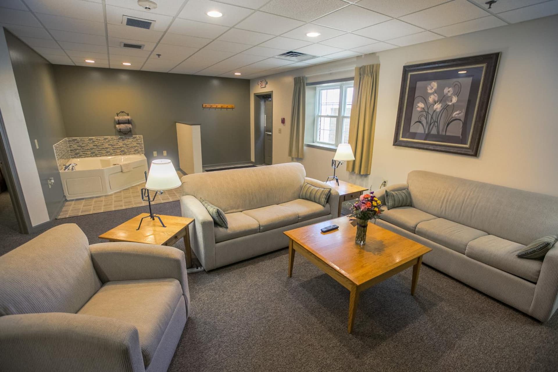 Lodging on the Square gallery photo in Berlin, OH — image 14