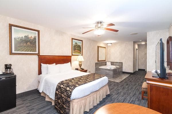 Bellissimo Hotel, Trademark by Wyndham Near Foxwoods Casino gallery photo in North Stonington — image 46