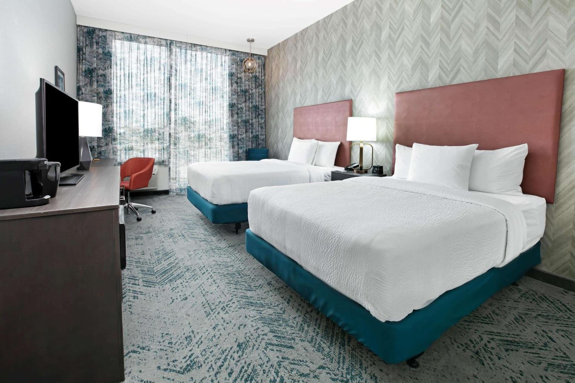 La Quinta Inn & Suites by Wyndham DFW West-Glade Parks gallery photo in Euless, TX — image 29