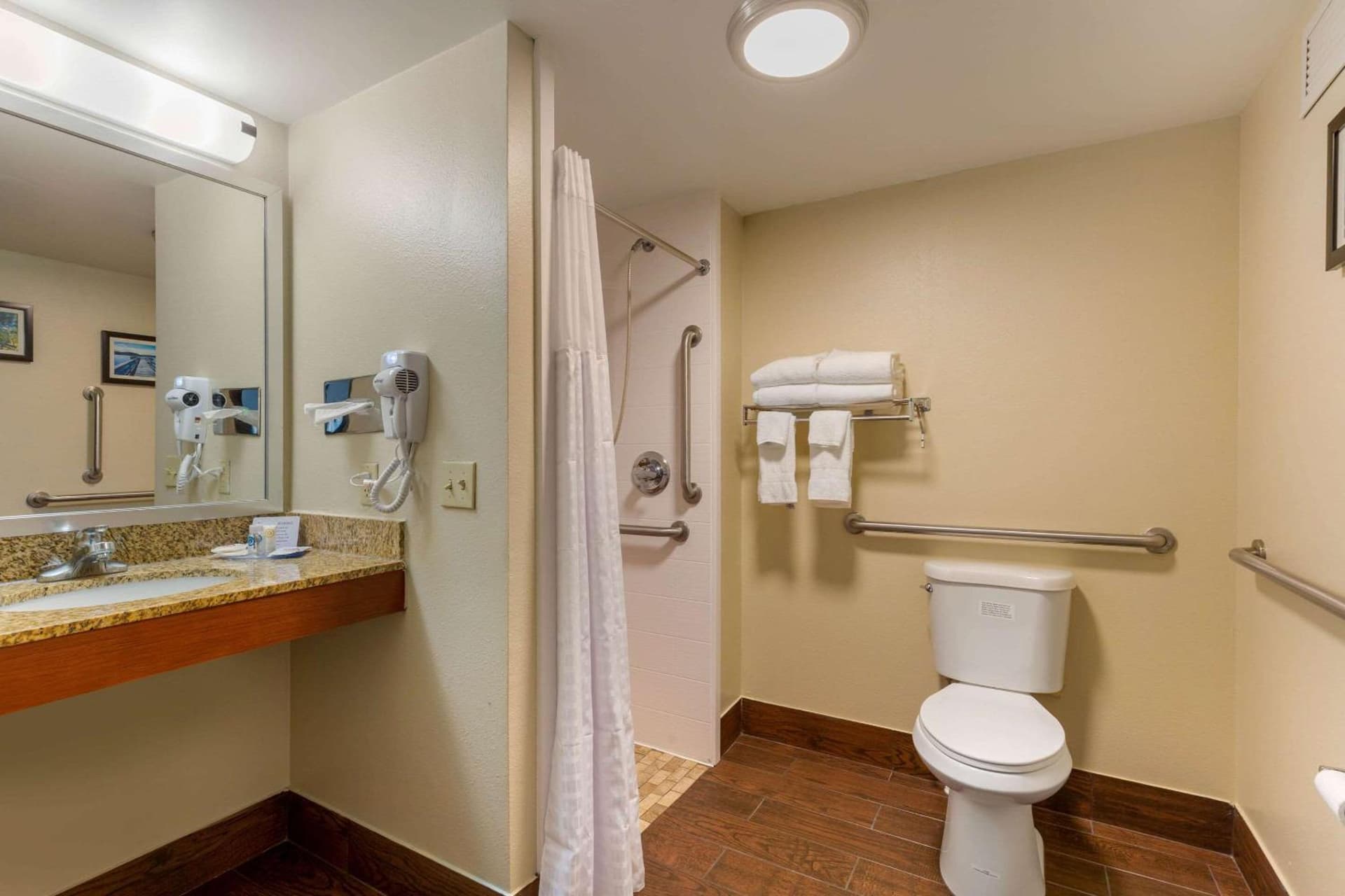 Comfort Inn & Suites Milford property views in Milford, DE — gallery photo 3
