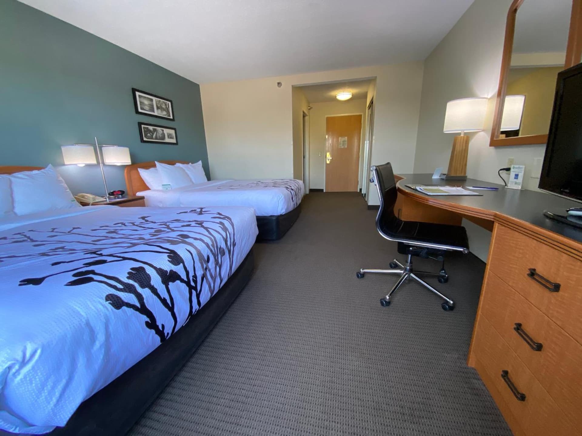 Sleep Inn & Suites Davenport - Quad Cities gallery photo in Bettendorf, IA — image 9
