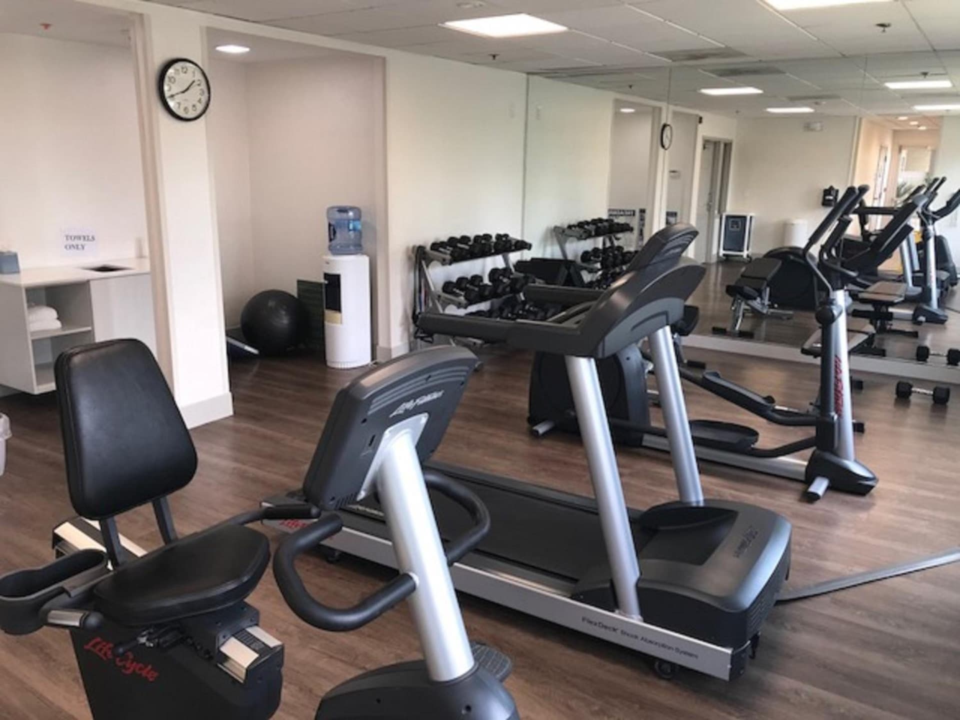 Holiday Inn Express & Suites Tracy by IHG gallery photo in Tracy, CA — image 35