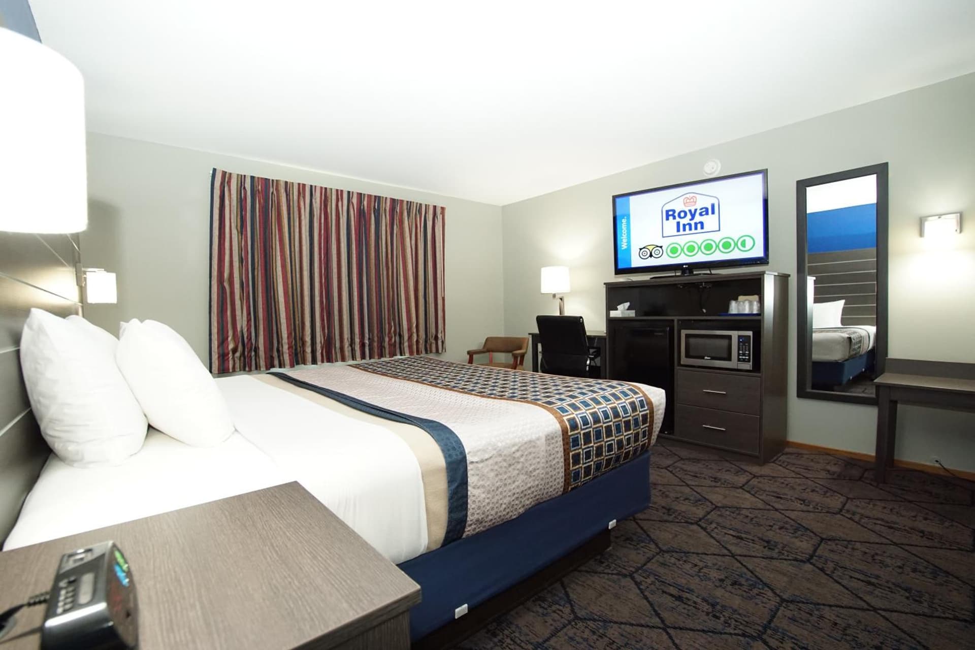 Royal Inn Hudson I-94 gallery photo in Hudson, WI — image 18