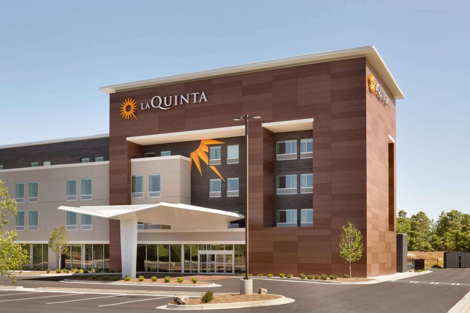 La Quinta Inn & Suites by Wyndham Braselton gallery photo in Braselton, GA — image 86