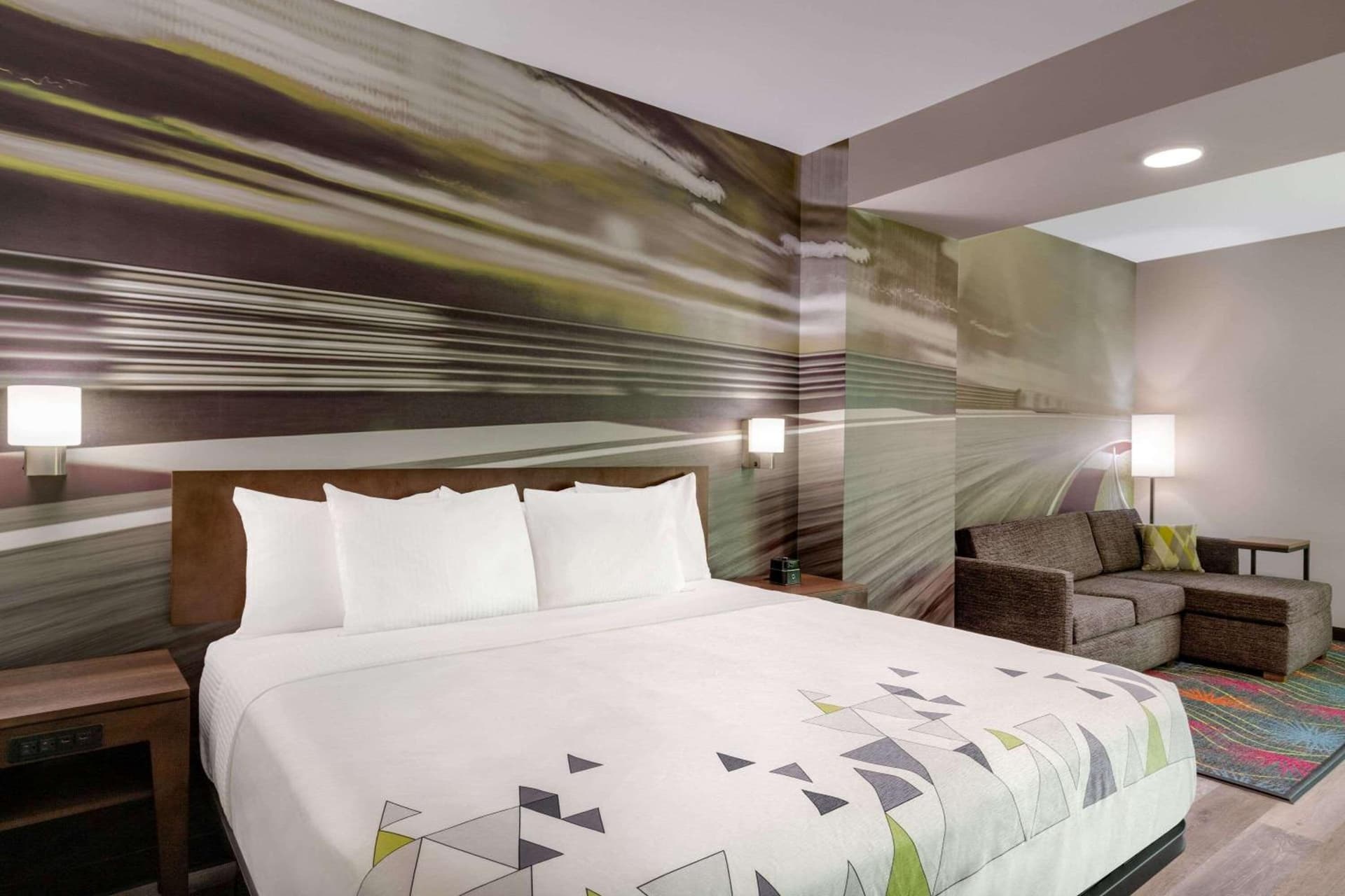 La Quinta Inn & Suites by Wyndham Braselton gallery photo in Braselton, GA — image 14