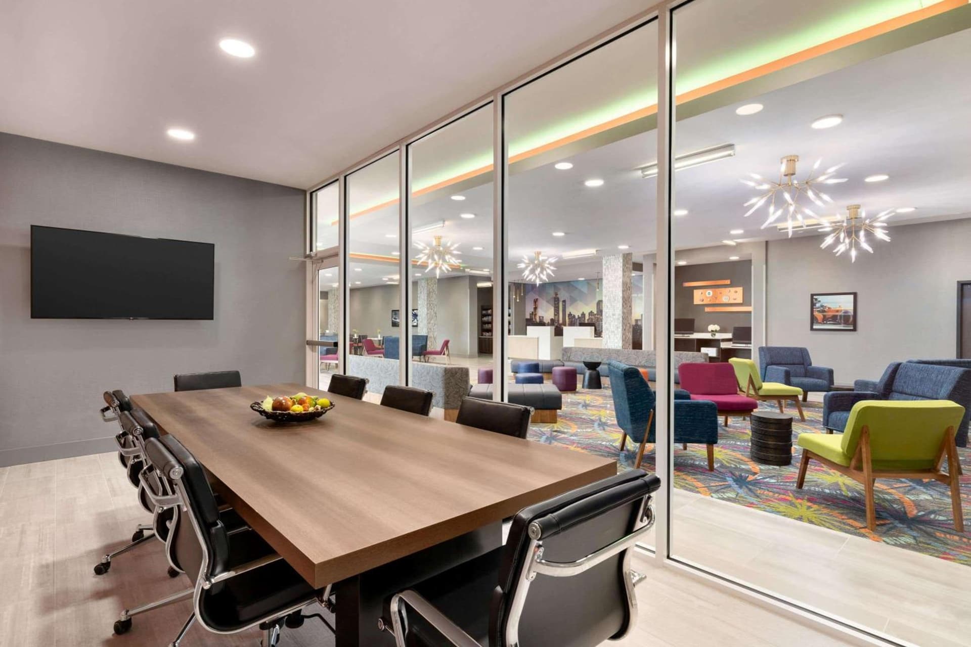La Quinta Inn & Suites by Wyndham Braselton gallery photo in Braselton, GA — image 76