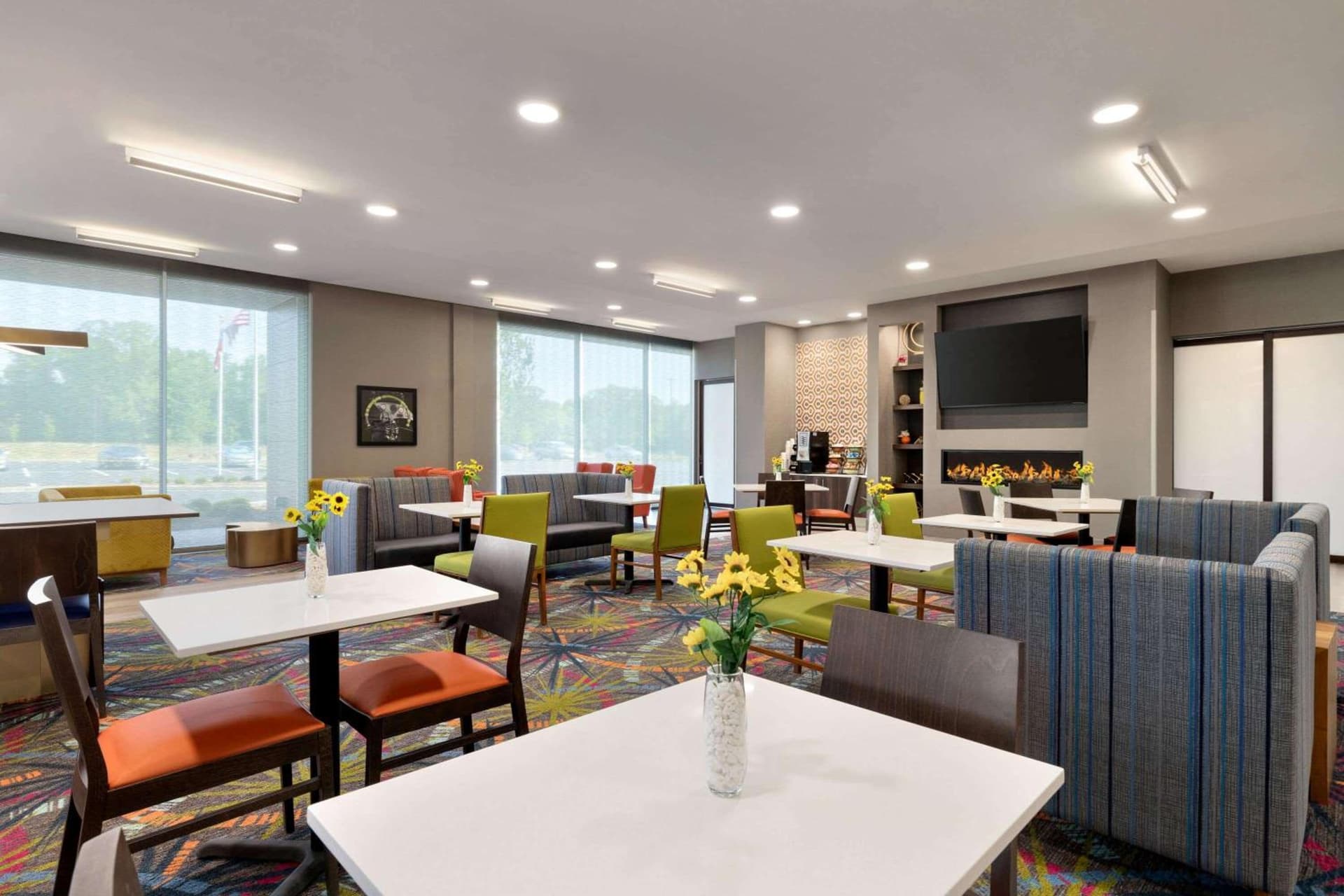 La Quinta Inn & Suites by Wyndham Braselton gallery photo in Braselton, GA — image 70