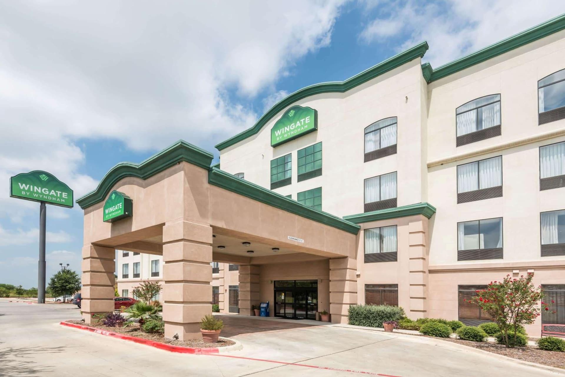 Wingate by Wyndham New Braunfels gallery photo in New Braunfels, TX — image 14