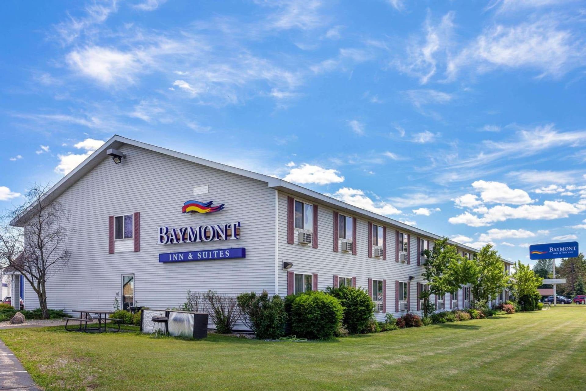 Baymont by Wyndham Marinette property views in Marinette, WI — gallery photo 3