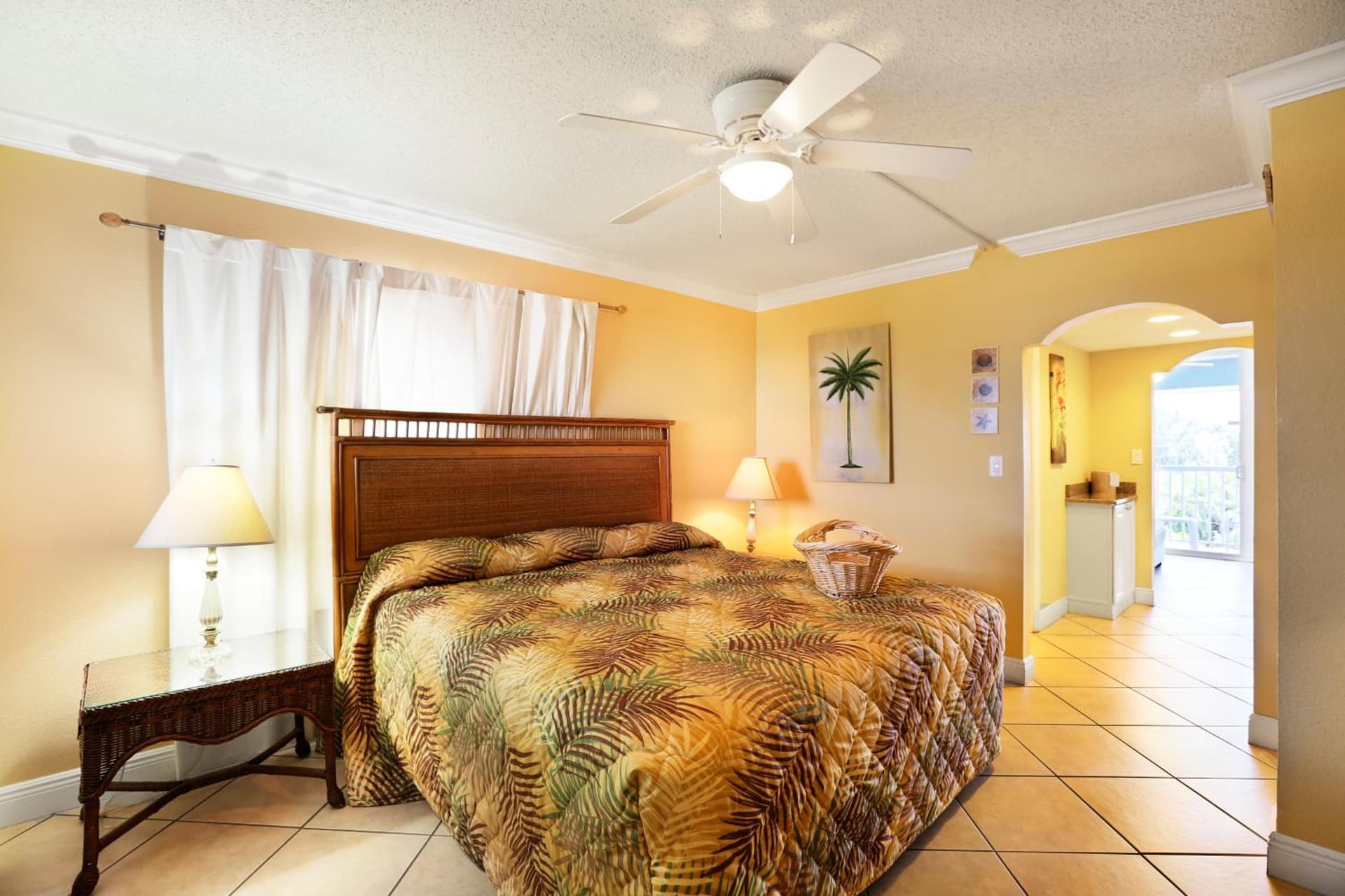 Barefoot Beach Club gallery photo in St Pete Beach, FL — image 22