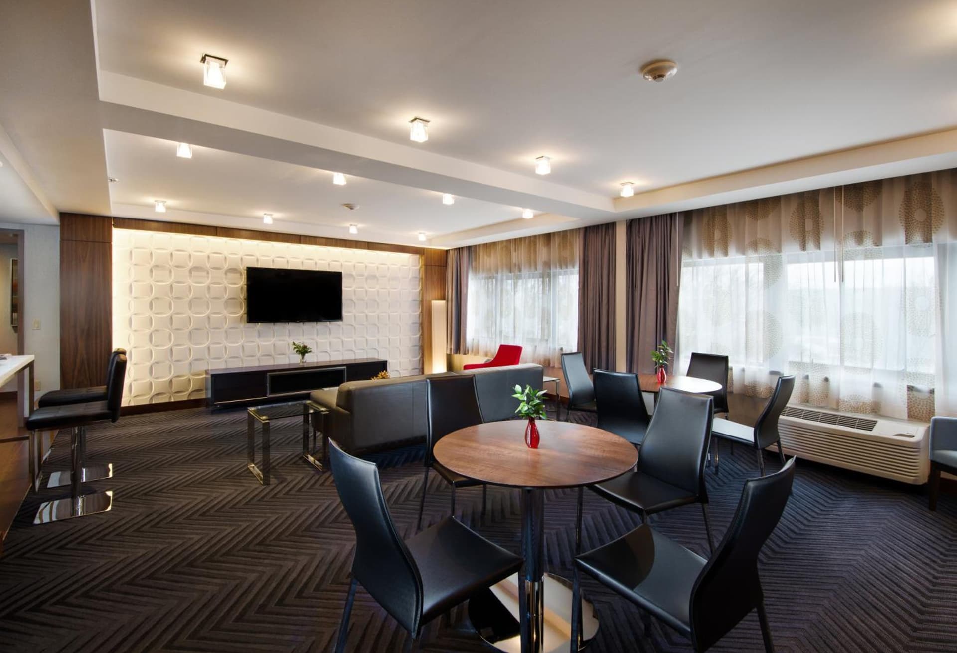 Crowne Plaza Princeton - Conference Center by IHG gallery photo in Princeton, NJ — image 10