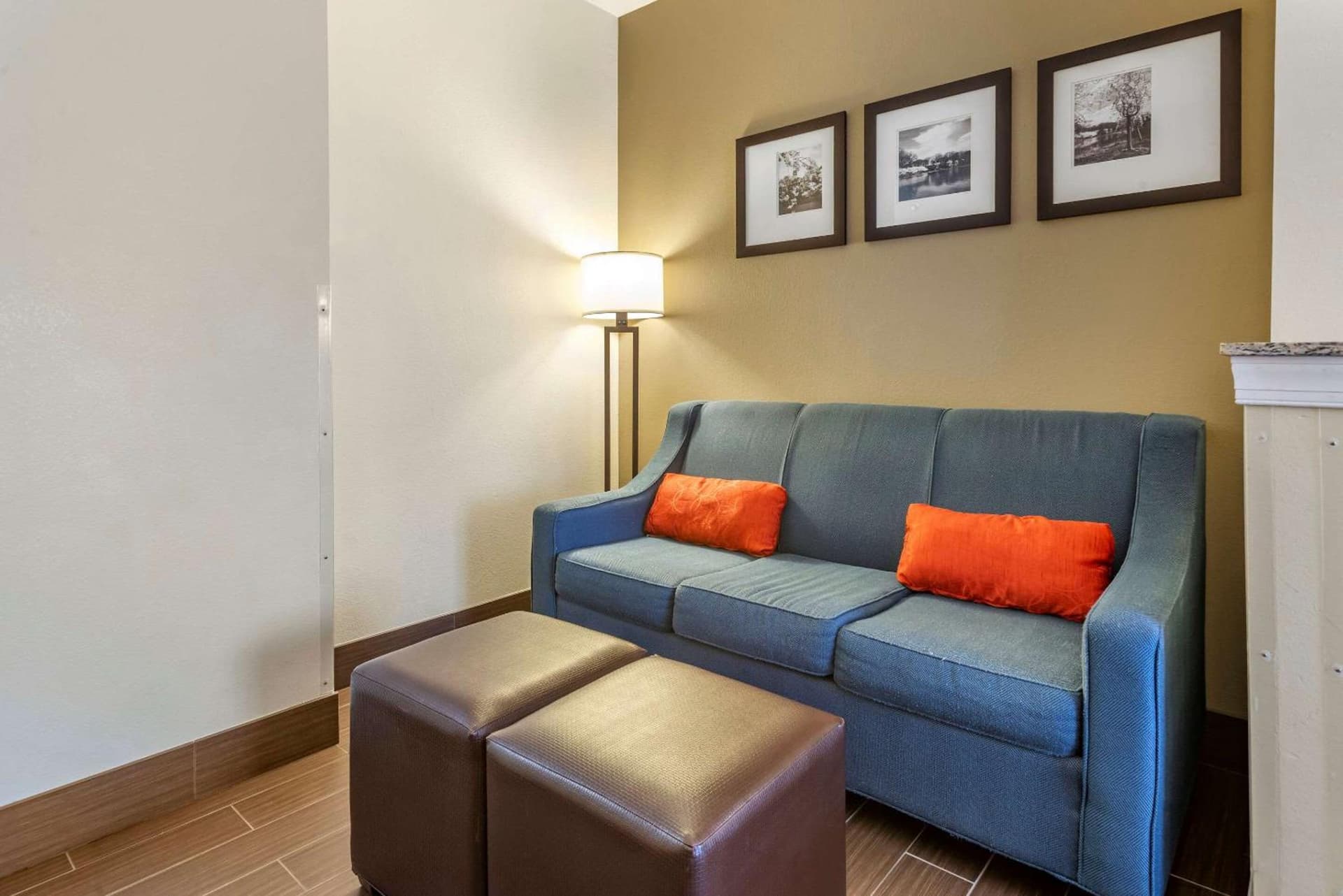 Comfort Suites Newark - Harrison gallery photo in Newark, NJ — image 23