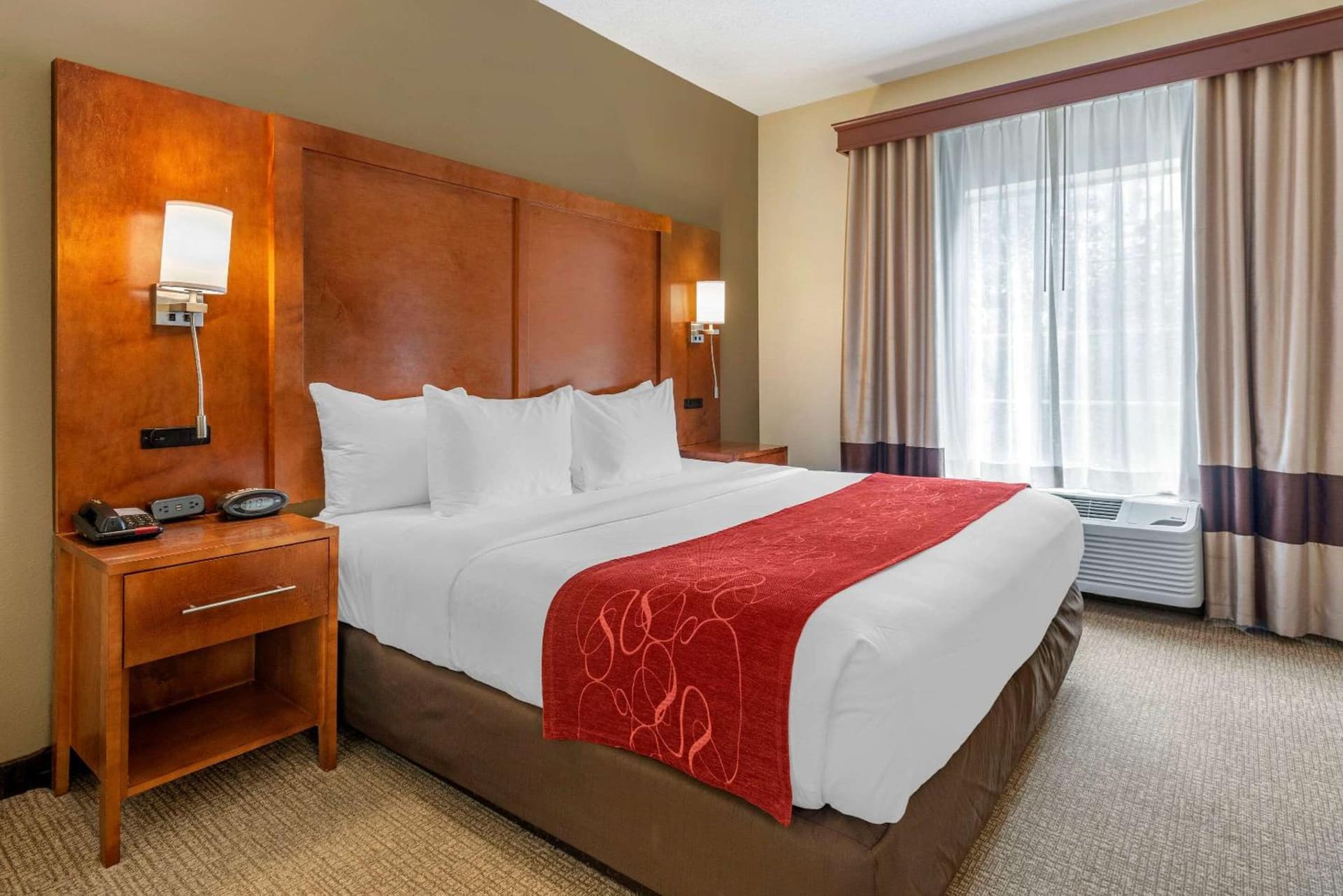 Comfort Suites Newark - Harrison gallery photo in Newark, NJ — image 14