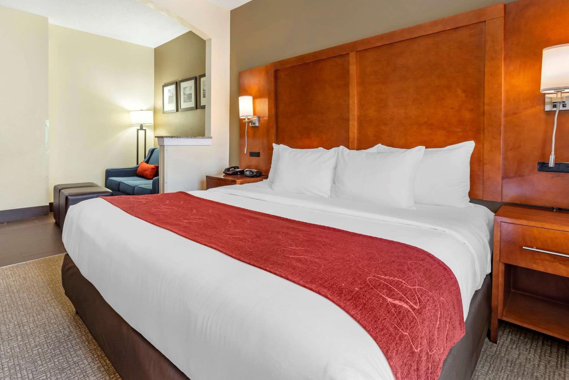 Comfort Suites Newark - Harrison gallery photo in Newark, NJ — image 29