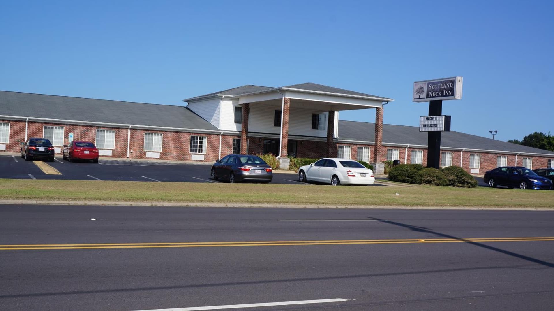 Scotland Neck Inn featured exterior or lobby in Scotland Neck, NC — similar hotel