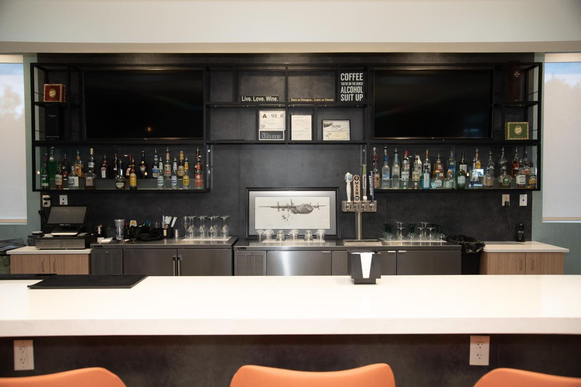 Holiday Inn & Suites - Fayetteville W-Fort Bragg Area by IHG gallery photo in Fayetteville, NC — image 4
