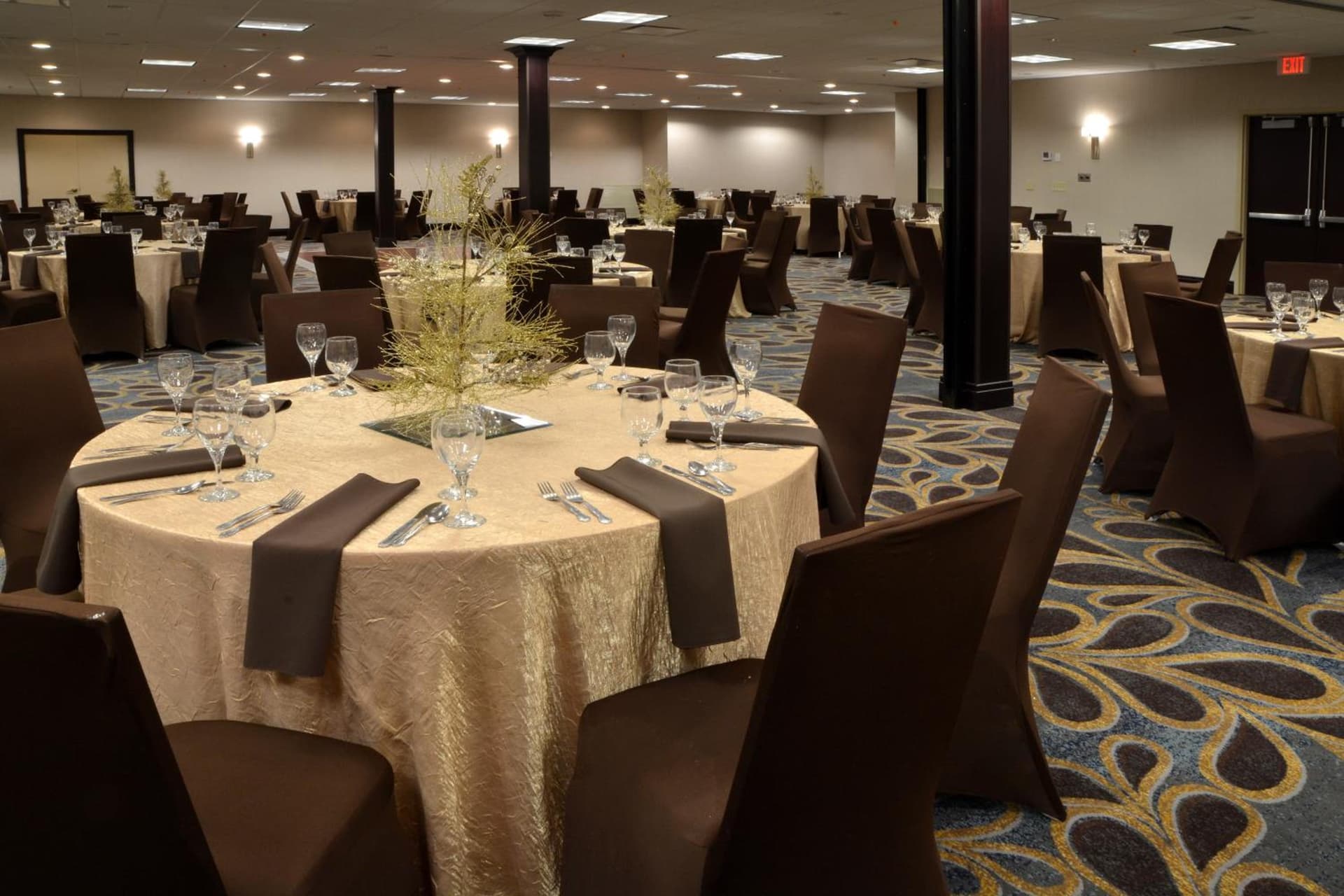 Holiday Inn Canton-Belden Village by IHG gallery photo in Canton, OH — image 14