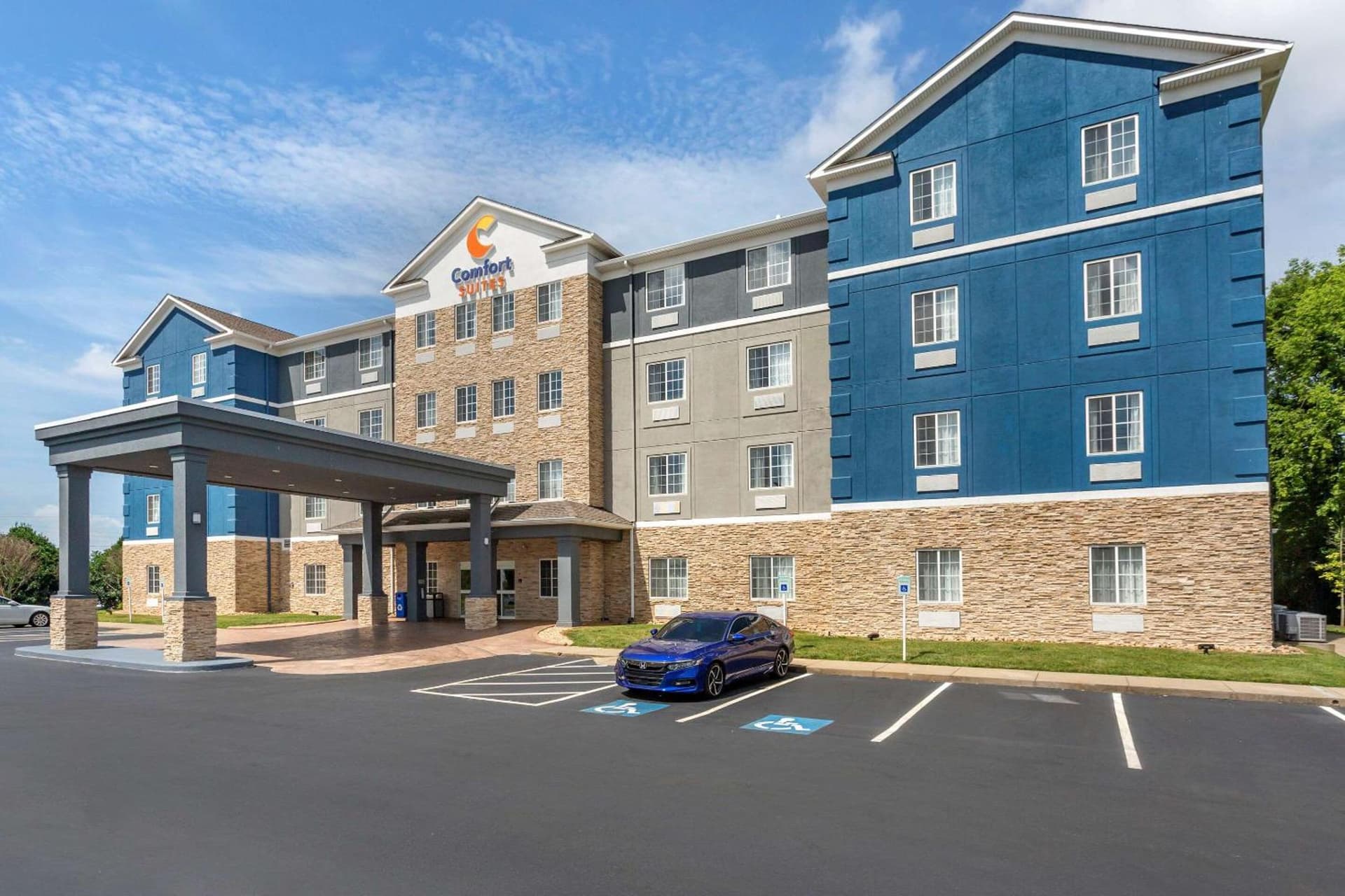 Comfort Suites Clarksville near Governors Square Mall gallery photo in Clarksville, TN — image 25