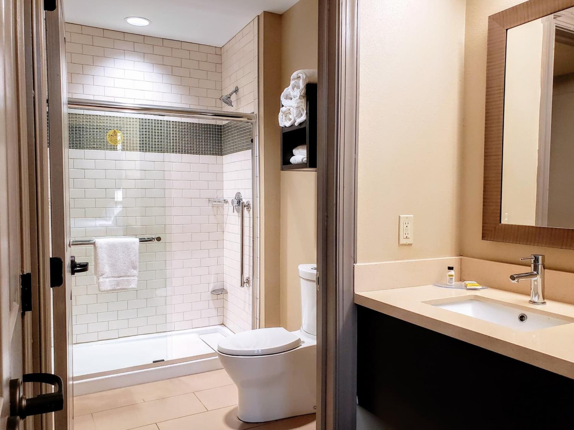 Staybridge Suites Baltimore - Inner Harbor by IHG gallery photo in Baltimore, MD — image 31