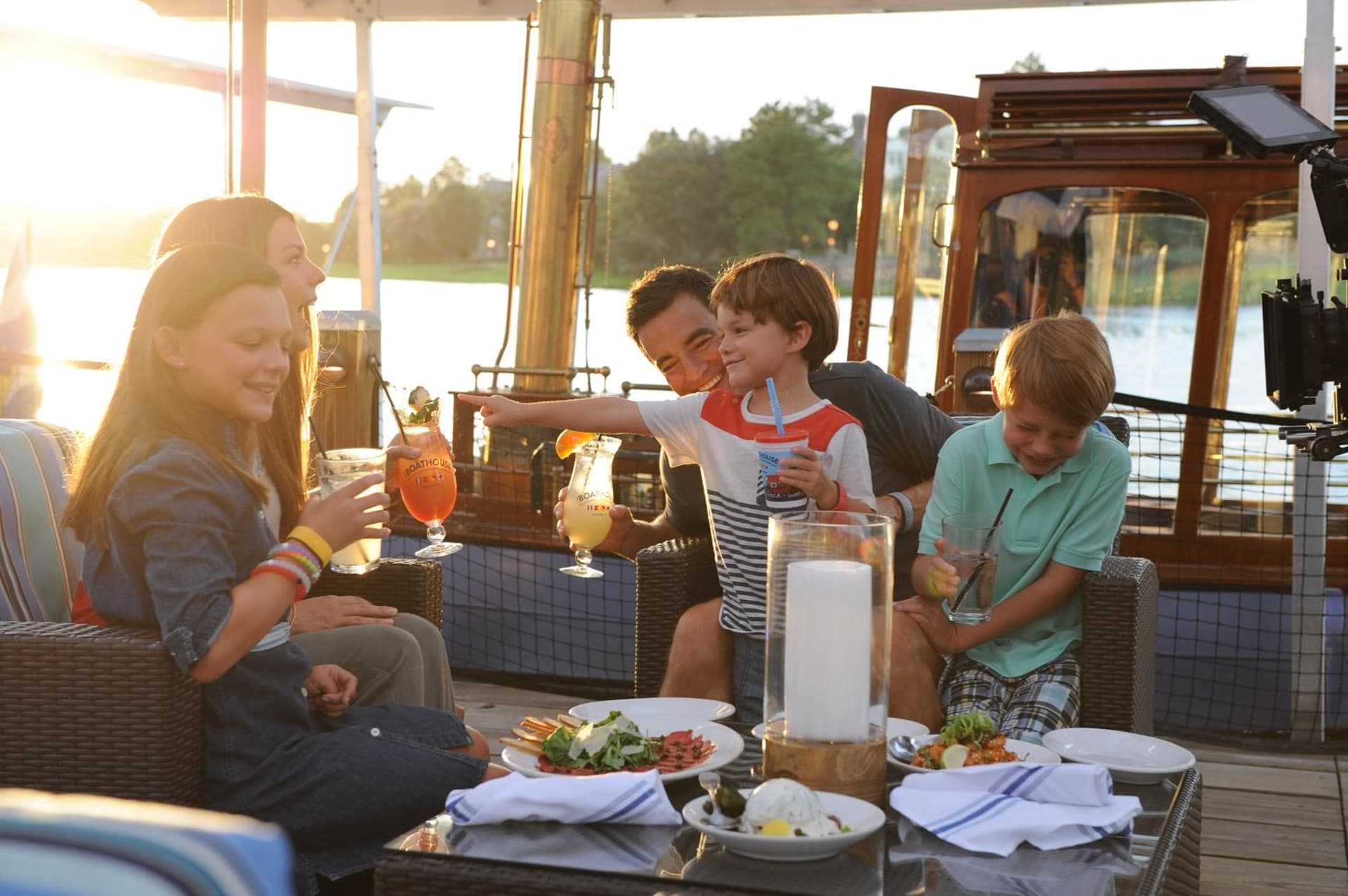 Holiday Inn Orlando – Disney Springs® Area by IHG gallery photo in Orlando, FL — image 28