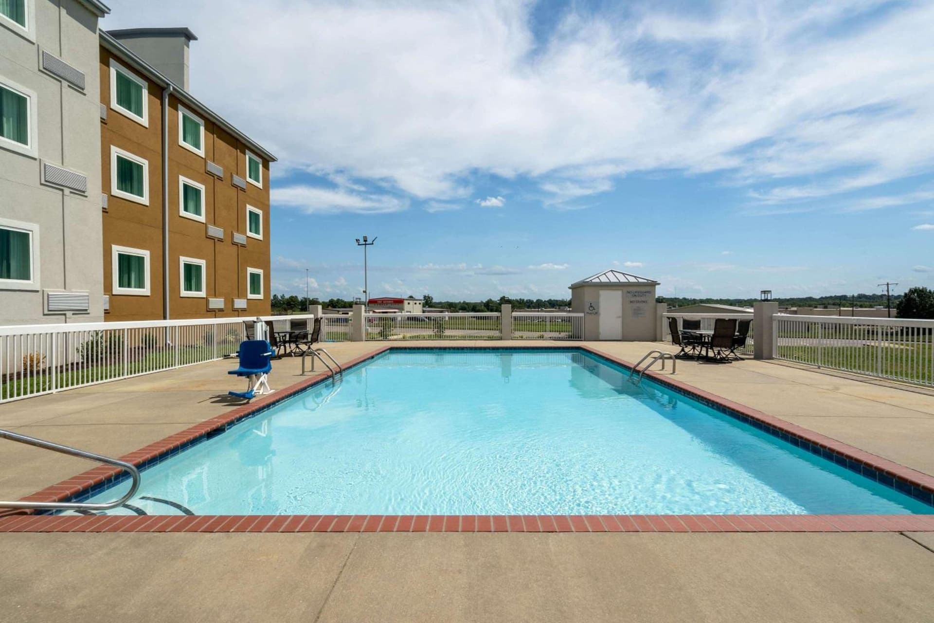 Wingate by Wyndham Horn Lake Southaven property views in Horn Lake, MS — gallery photo 3