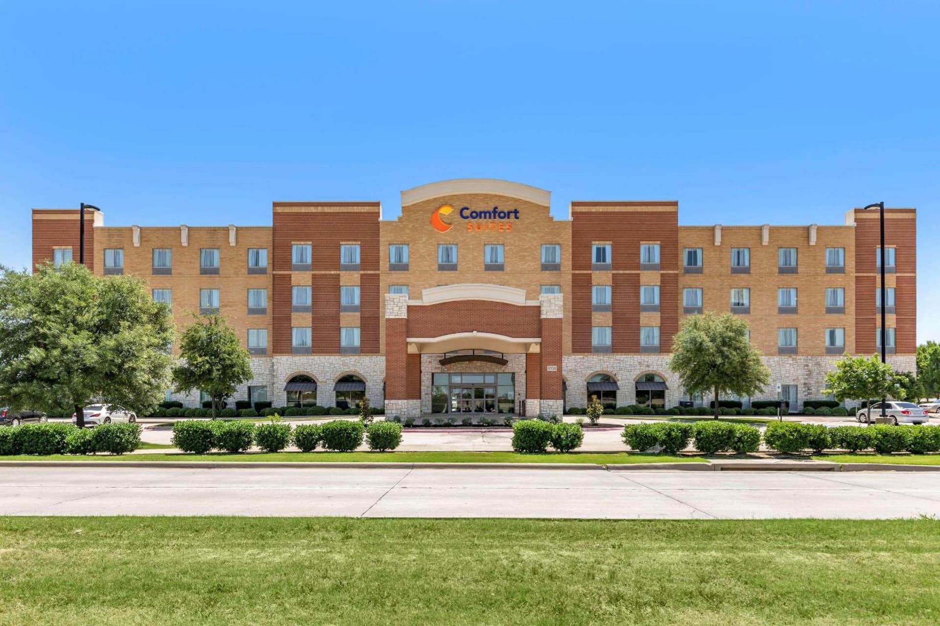 Comfort Suites Frisco interior in Frisco, TX — gallery photo 2