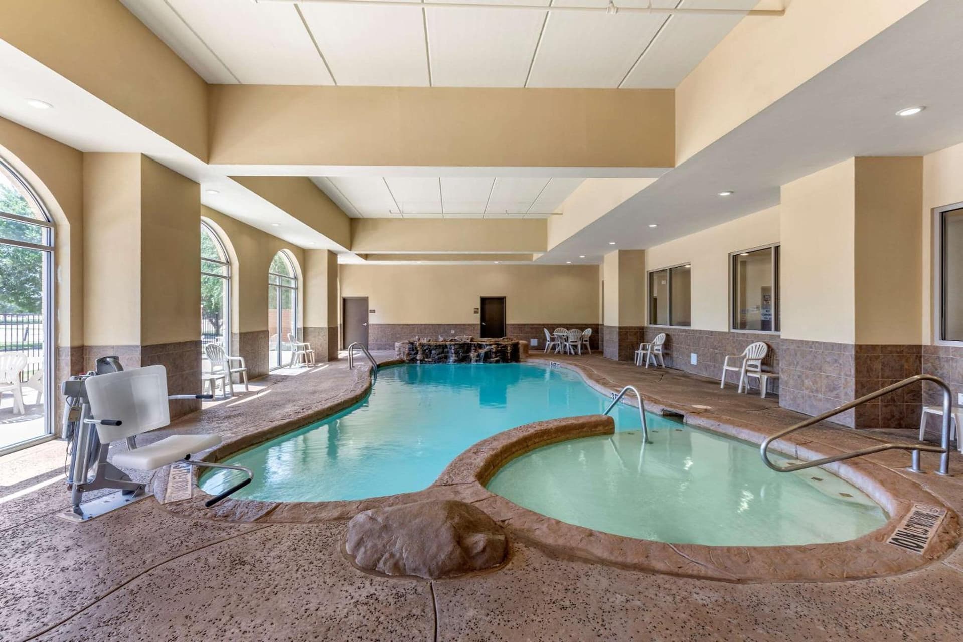 Comfort Suites Frisco gallery photo in Frisco, TX — image 7