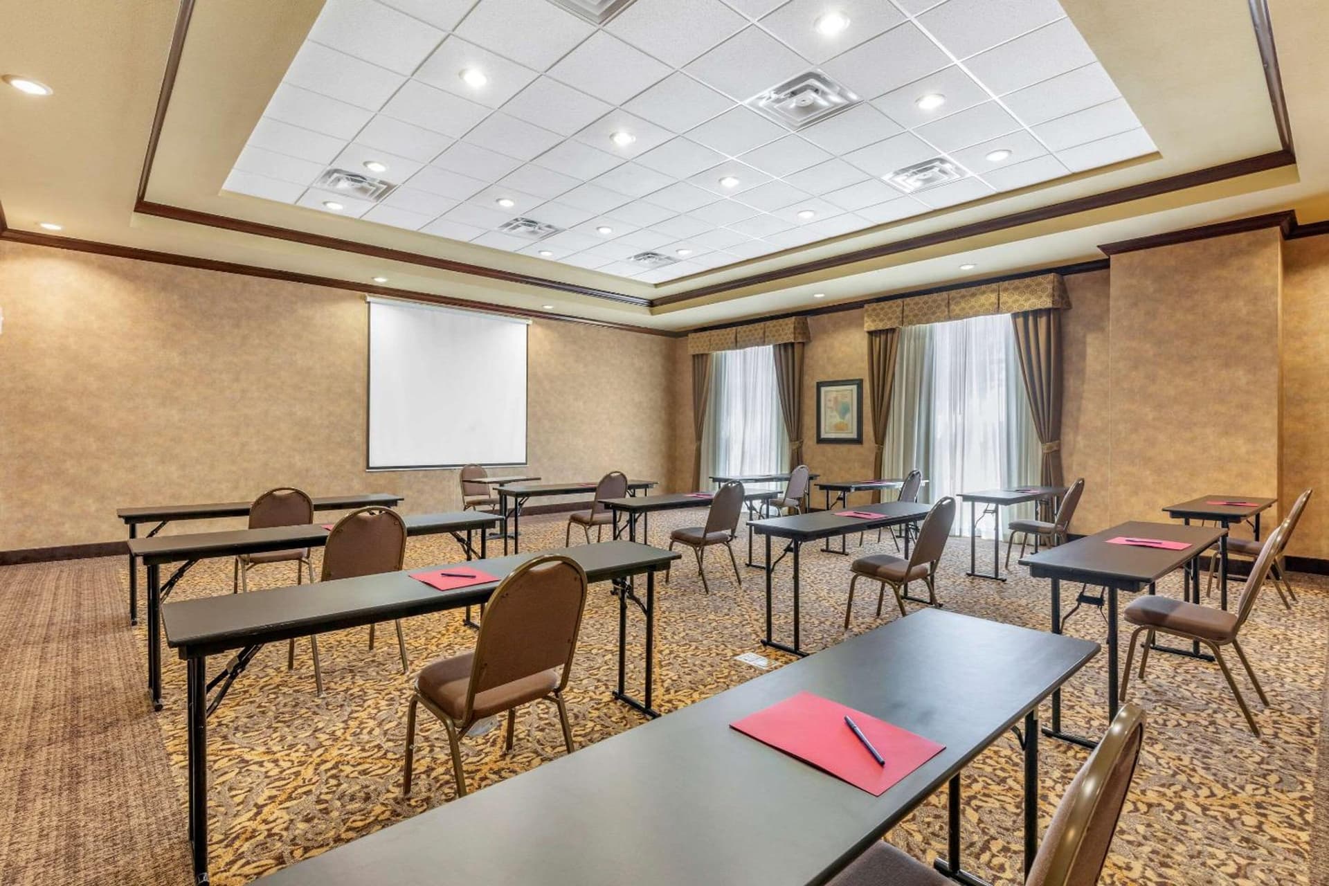 Comfort Suites Frisco gallery photo in Frisco, TX — image 16