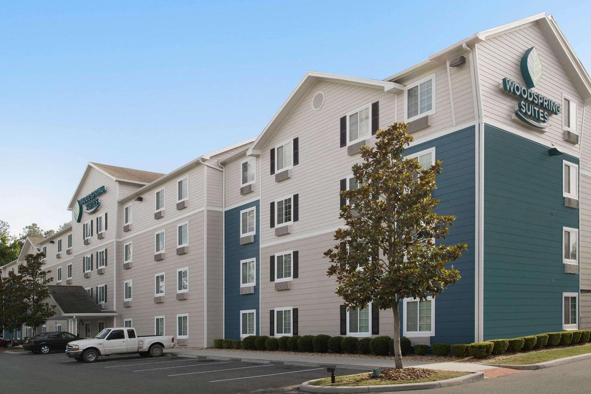 WoodSpring Suites Gainesville I-75 gallery photo in Gainesville, FL — image 6