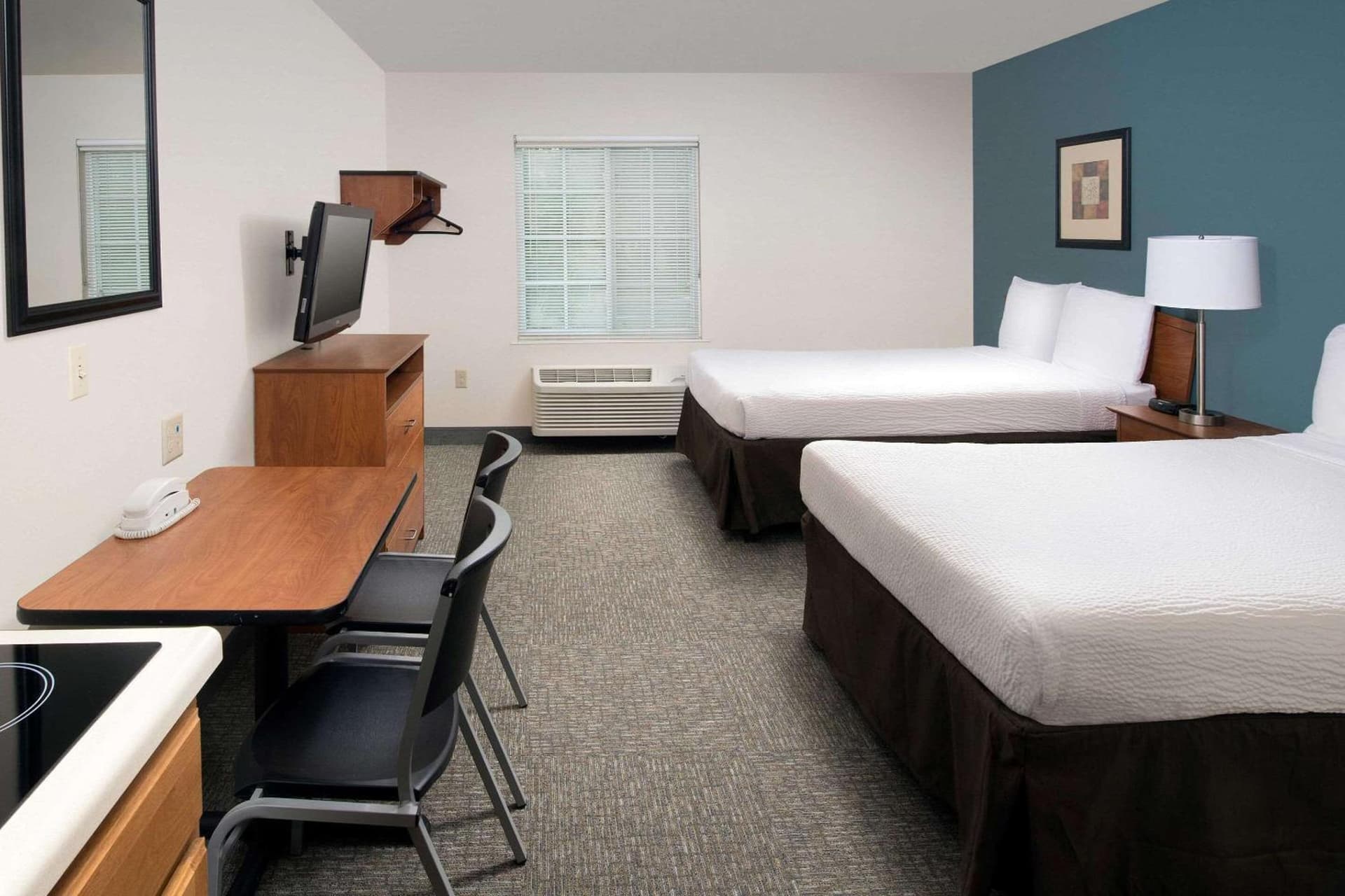 WoodSpring Suites Gainesville I-75 gallery photo in Gainesville, FL — image 13