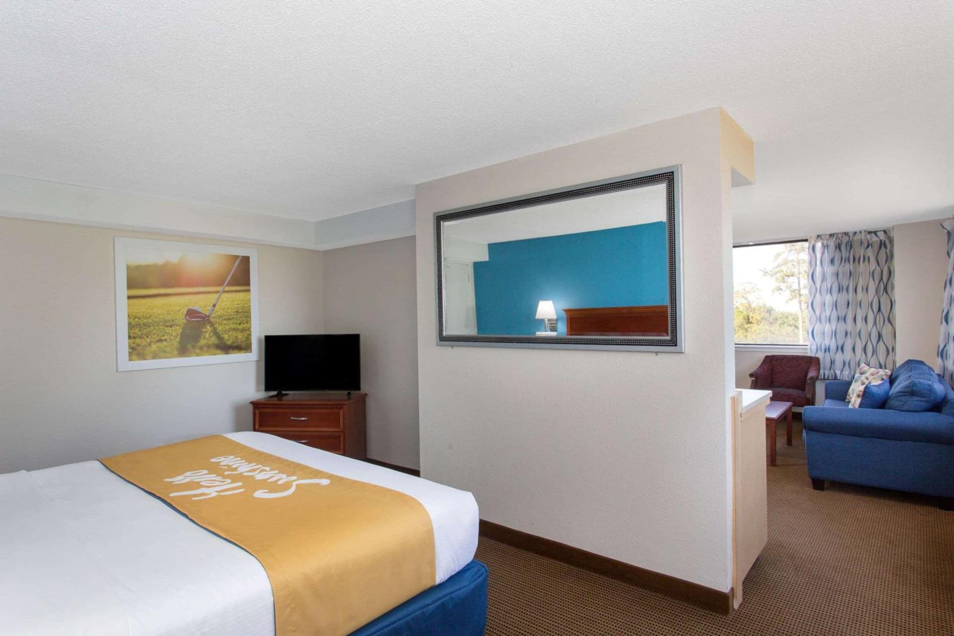 Days Inn & Suites by Wyndham Tallahassee Conf Center I-10 gallery photo in Tallahassee, FL — image 5